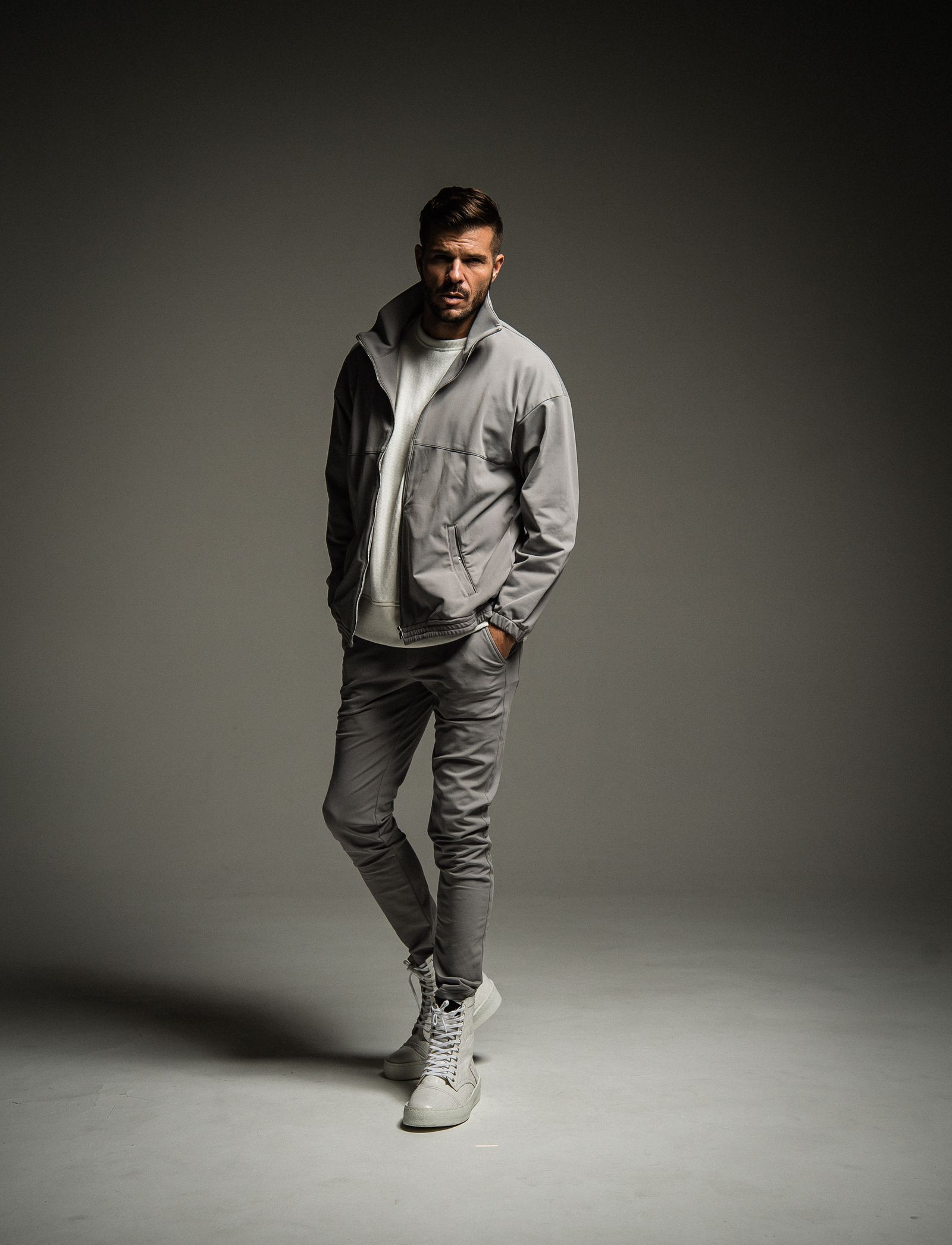 NYLON FLEECE OVER TRACK JK / RC22-C-009 / 裏起毛トラックジャケット / グレー