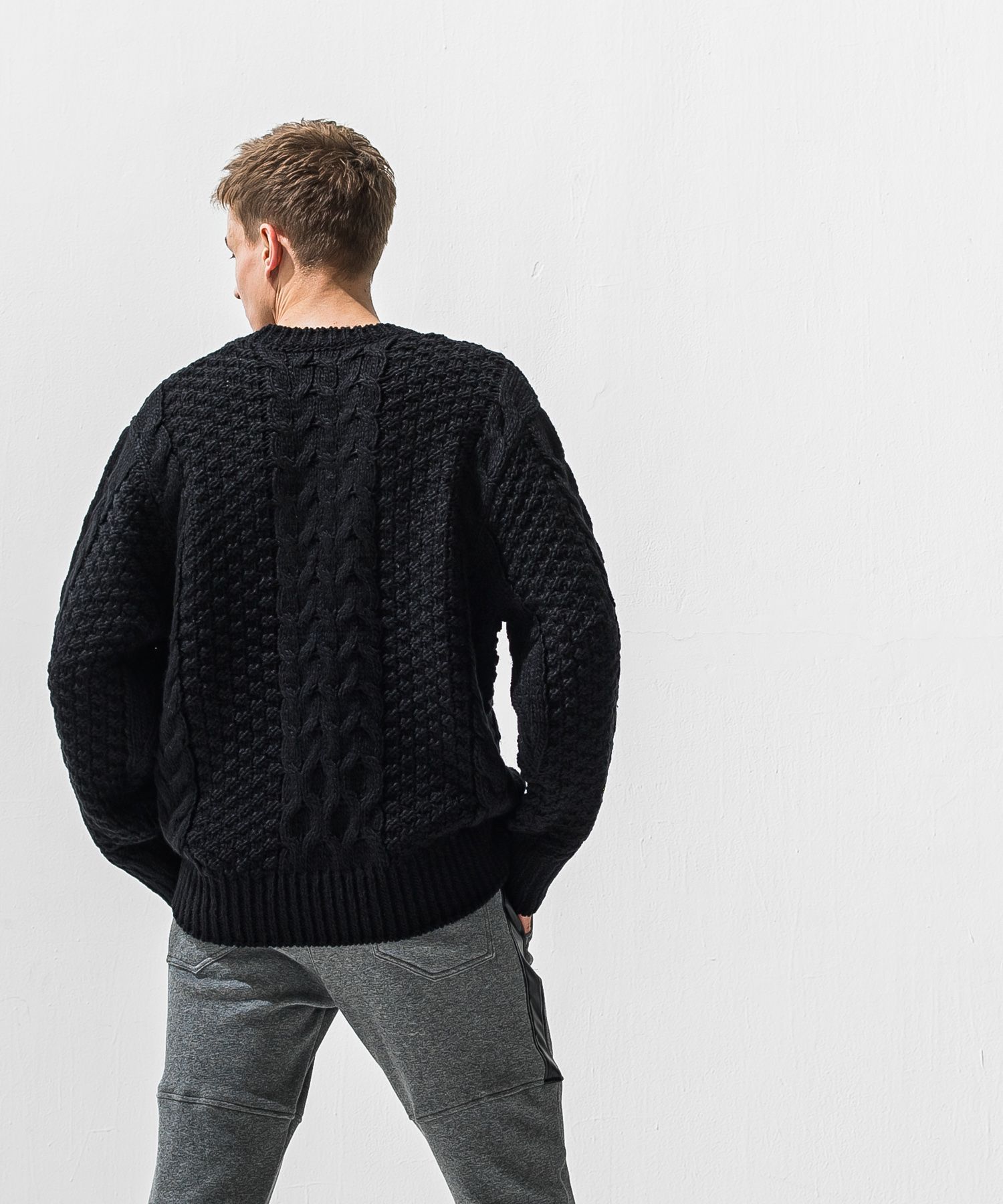 CABLE LAW SWEATER / RC42-K-002 / ケーブルニット / ブラック (10月下旬入荷予定)