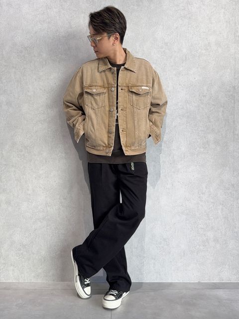 【Calvin Klein】×【RESOUND】ブラックデニムで引き締めた秋の新作コーデ