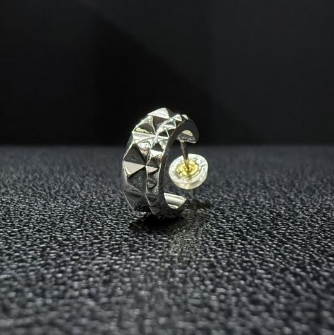 ジオメトリーフープピアス / VLE042W
