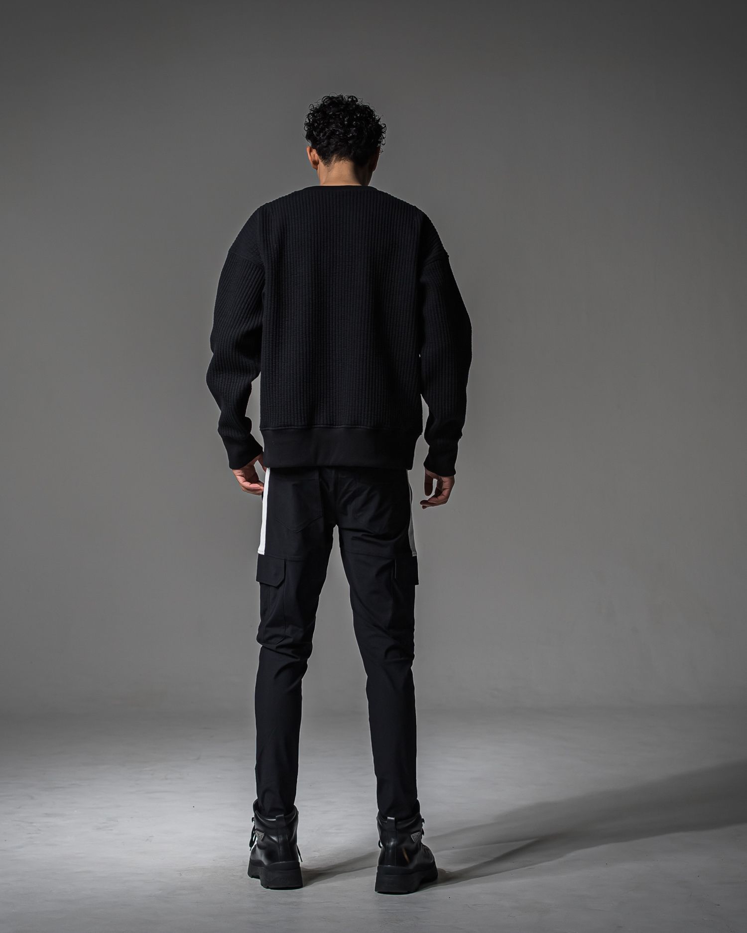 STRIPE QUILTING DROP TRAINER / RC37-C-003 / ストライプキルティングトレーナー / ブラック (9月下旬入荷予定)