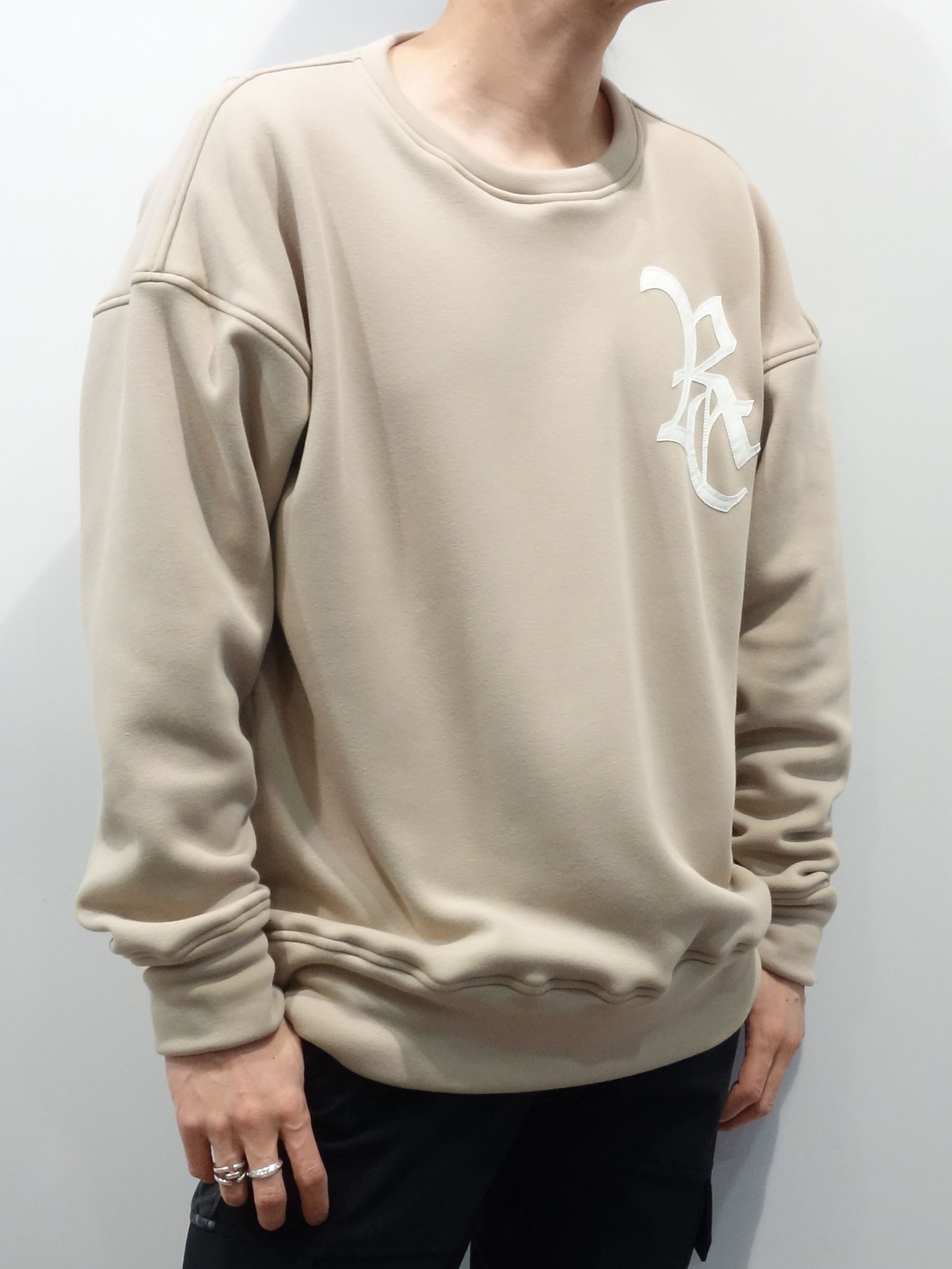 RC VELOURS FLEECE DROP TRAINER / RC26-C-003 / 裏起毛RCロゴトレーナー / ベージュ
