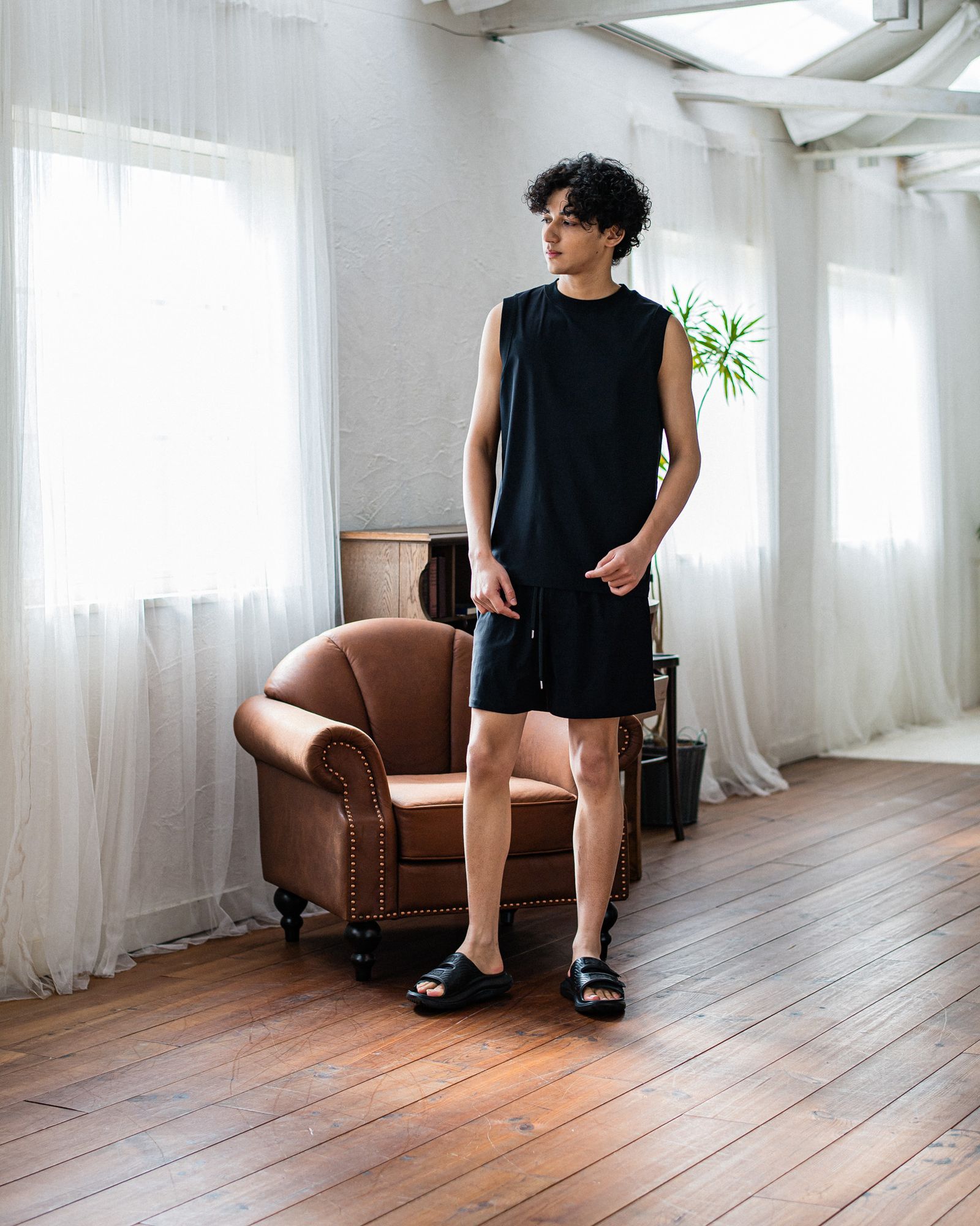 HOME NYLON NO SLEEVE / RC32-T-008 / ナイロンノースリーブ / ブラック