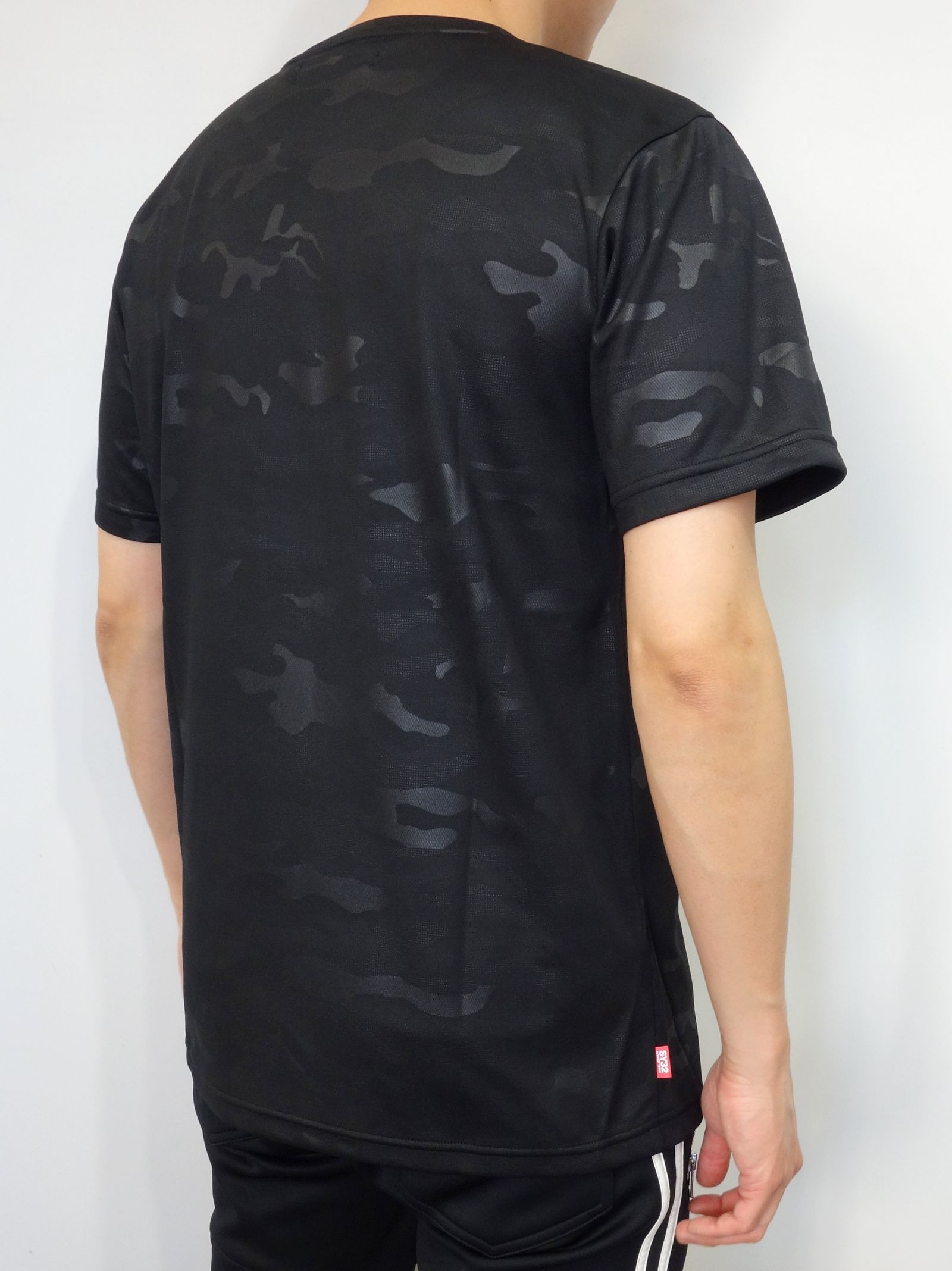 EMBOSS CAMO BOX LOGO TEE / TNS1728 / プリントTシャツ