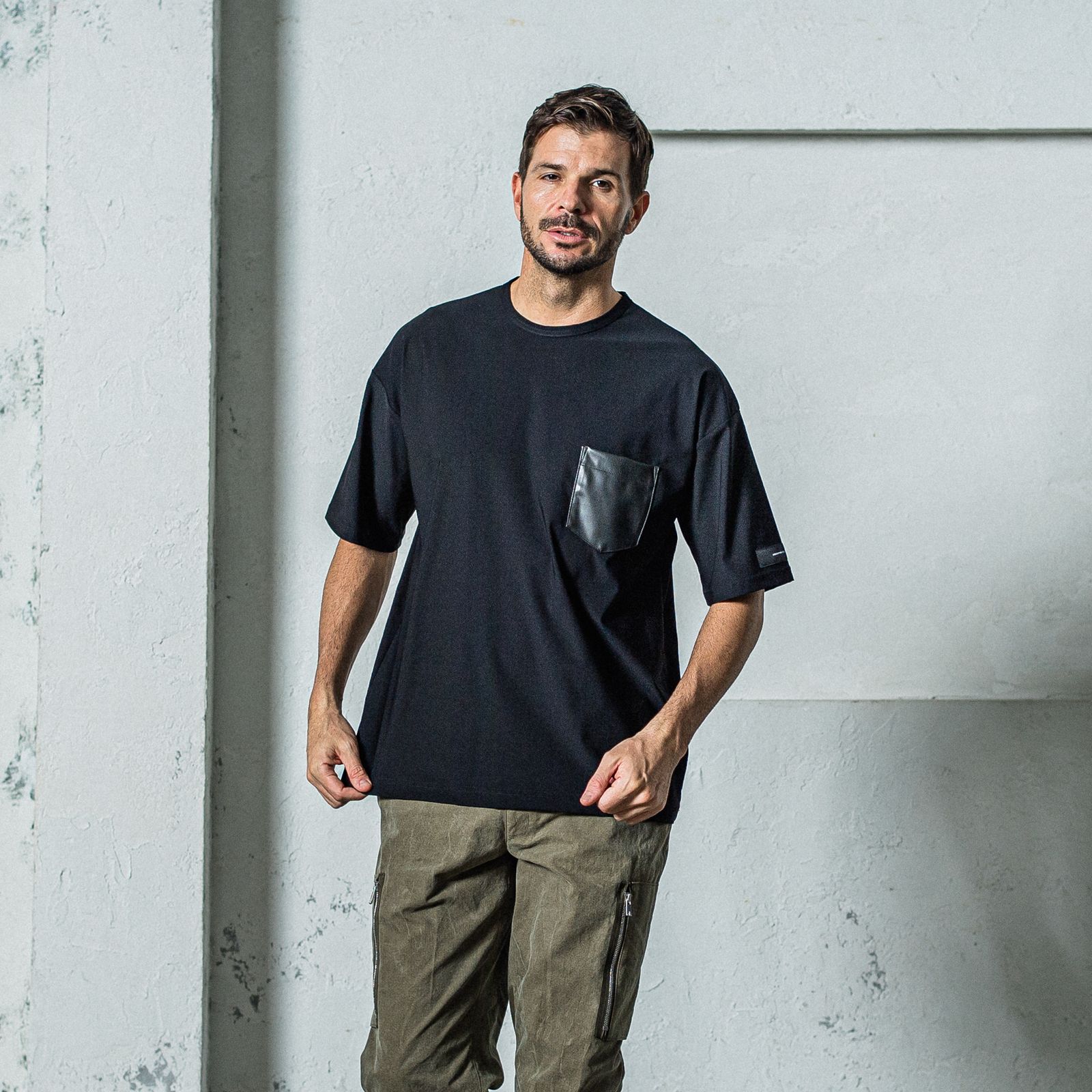 LEATHER POCKET OVER NYLON T / RC35-T-005 / レザーポケットナイロンビッグTシャツ / ブラック