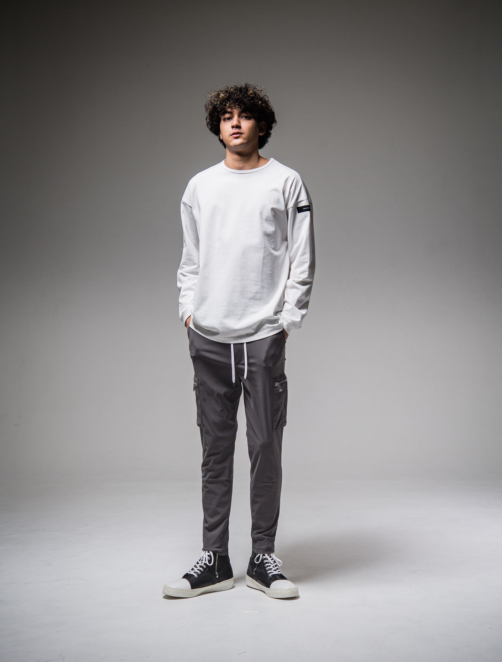 BACK ID ROGO LONG SLEEVE / RC25-T-001 / バックロゴビッグロングTシャツ / ホワイト