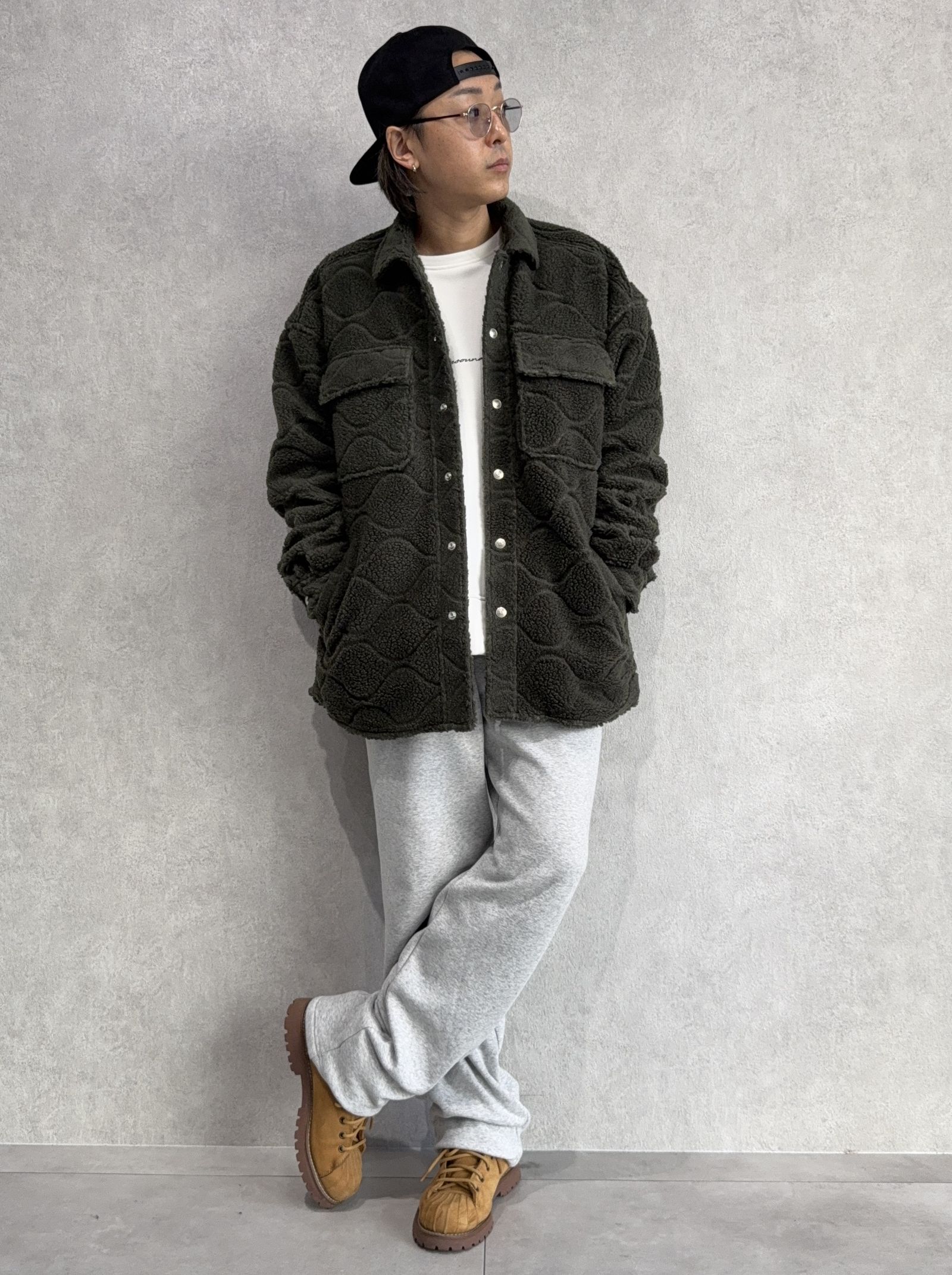 保温性の高いキルティングボアCPOで冬コーデ