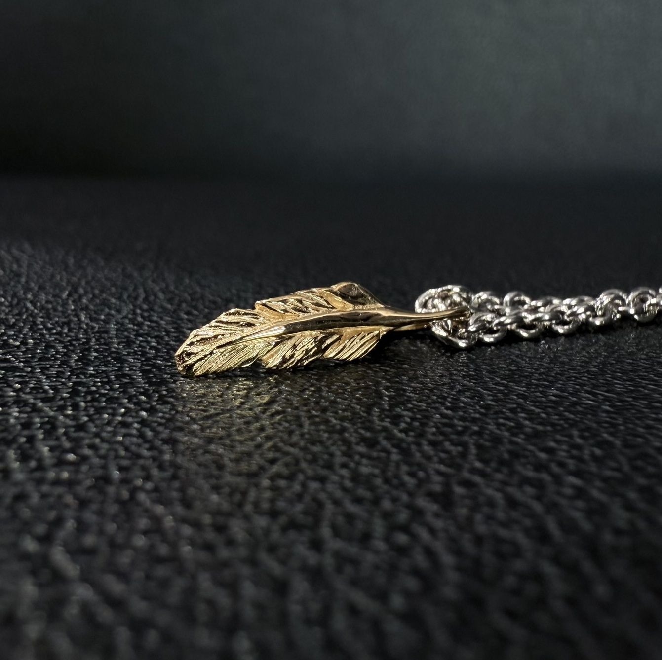 ラファエルペンダント / VLP186 / フェザーネックレス