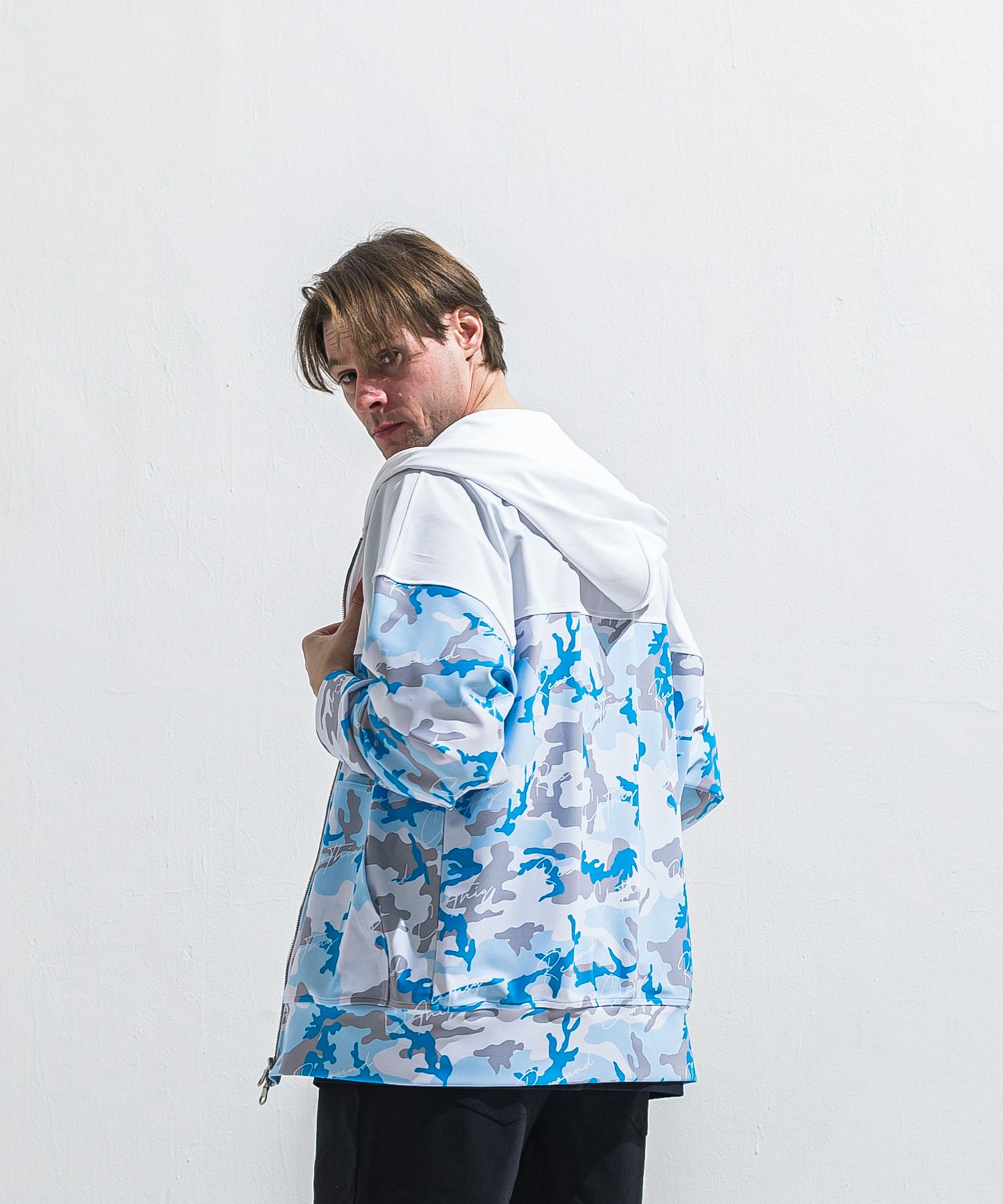 RUSH OVER ZIPUP HOODIE / RC40-C-001 / ラッシュガードパーカー / カモフラサックス (5月下旬入荷予定)