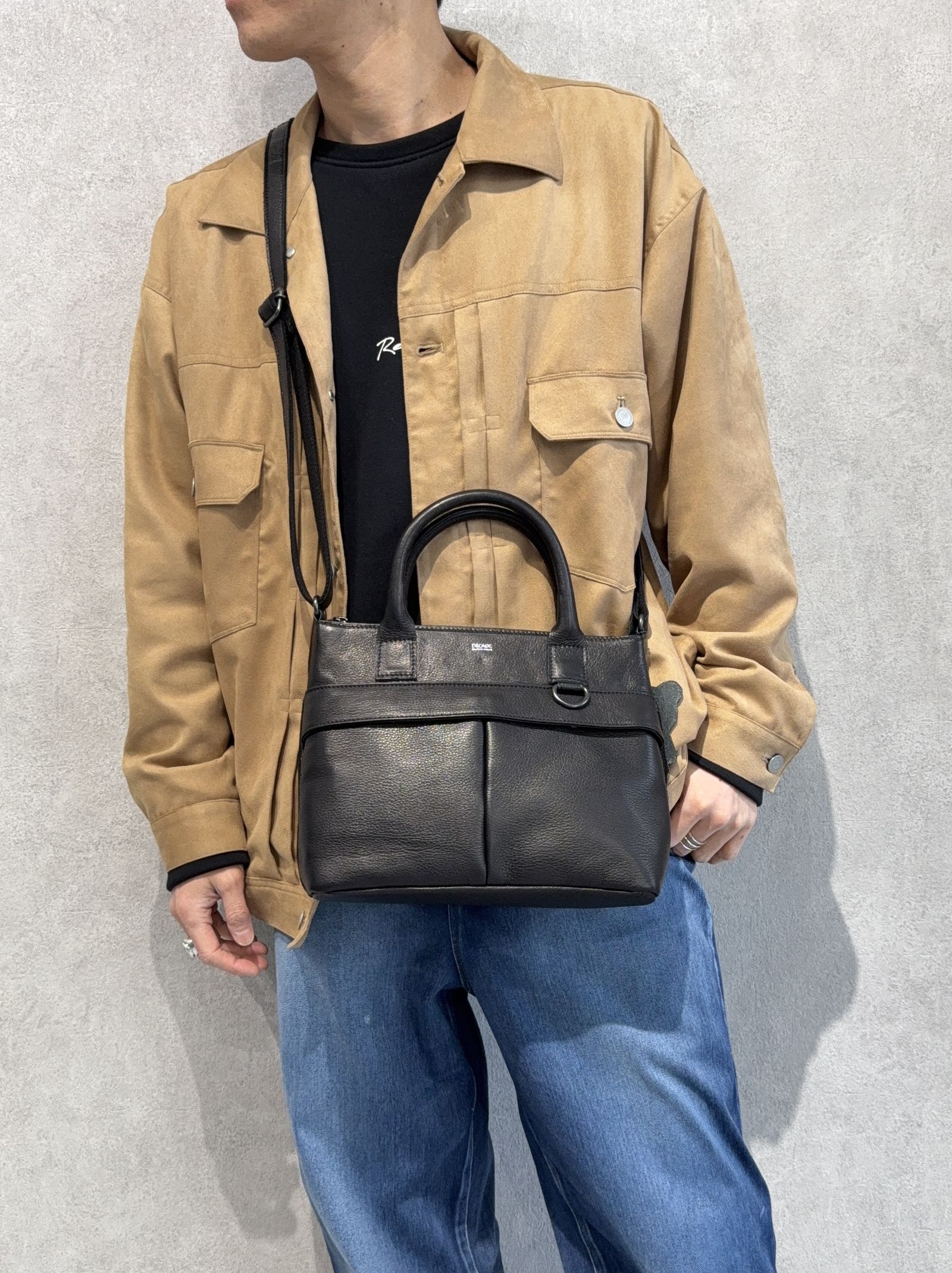 オイルドカウレザー ミニハンドショルダーバッグ / DCD-01507B / ブラック×ブラック