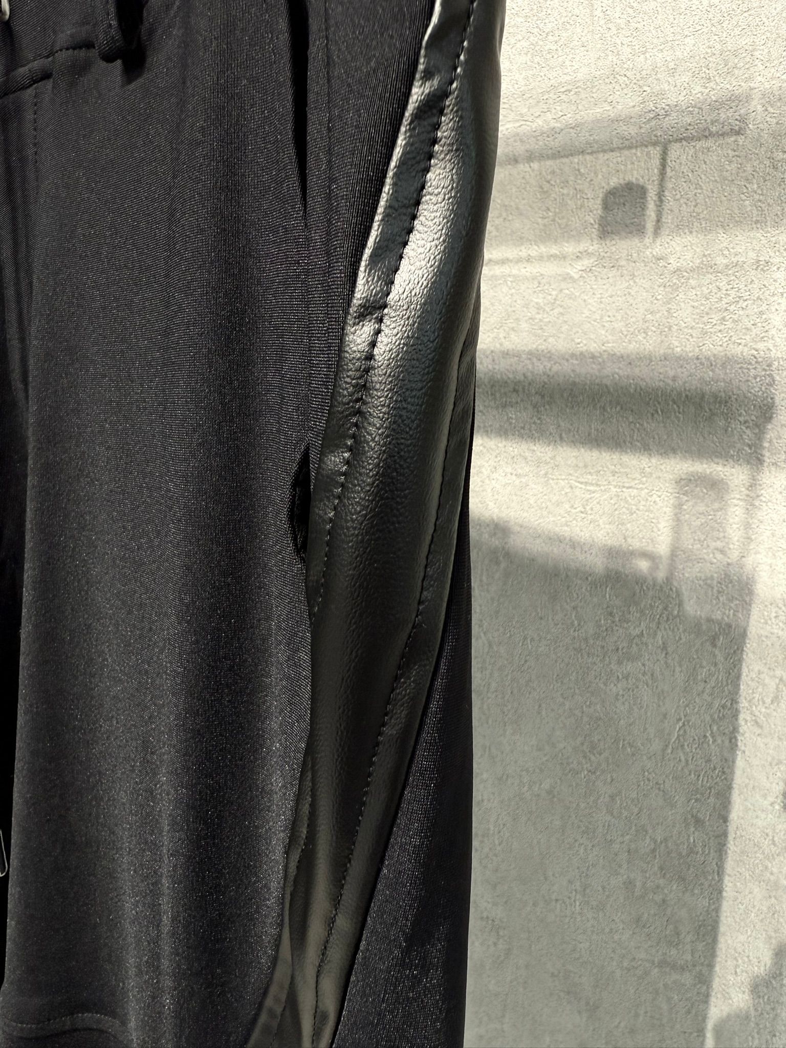 TYLER NYLON PANTS / RC36-ST-026 / レザーラインナイロンパンツ / ブラック