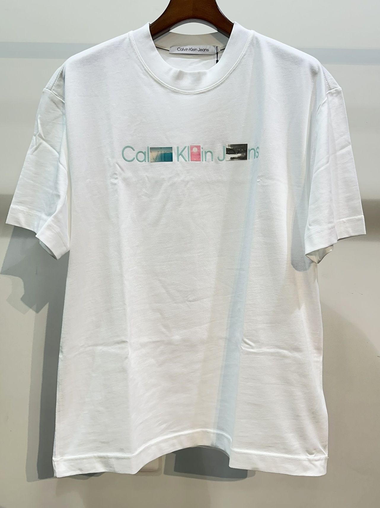 VIP【 】フォトプリント クルーネック Tシャツ White 8z9Lvy7eaoHT.jpg?width=768