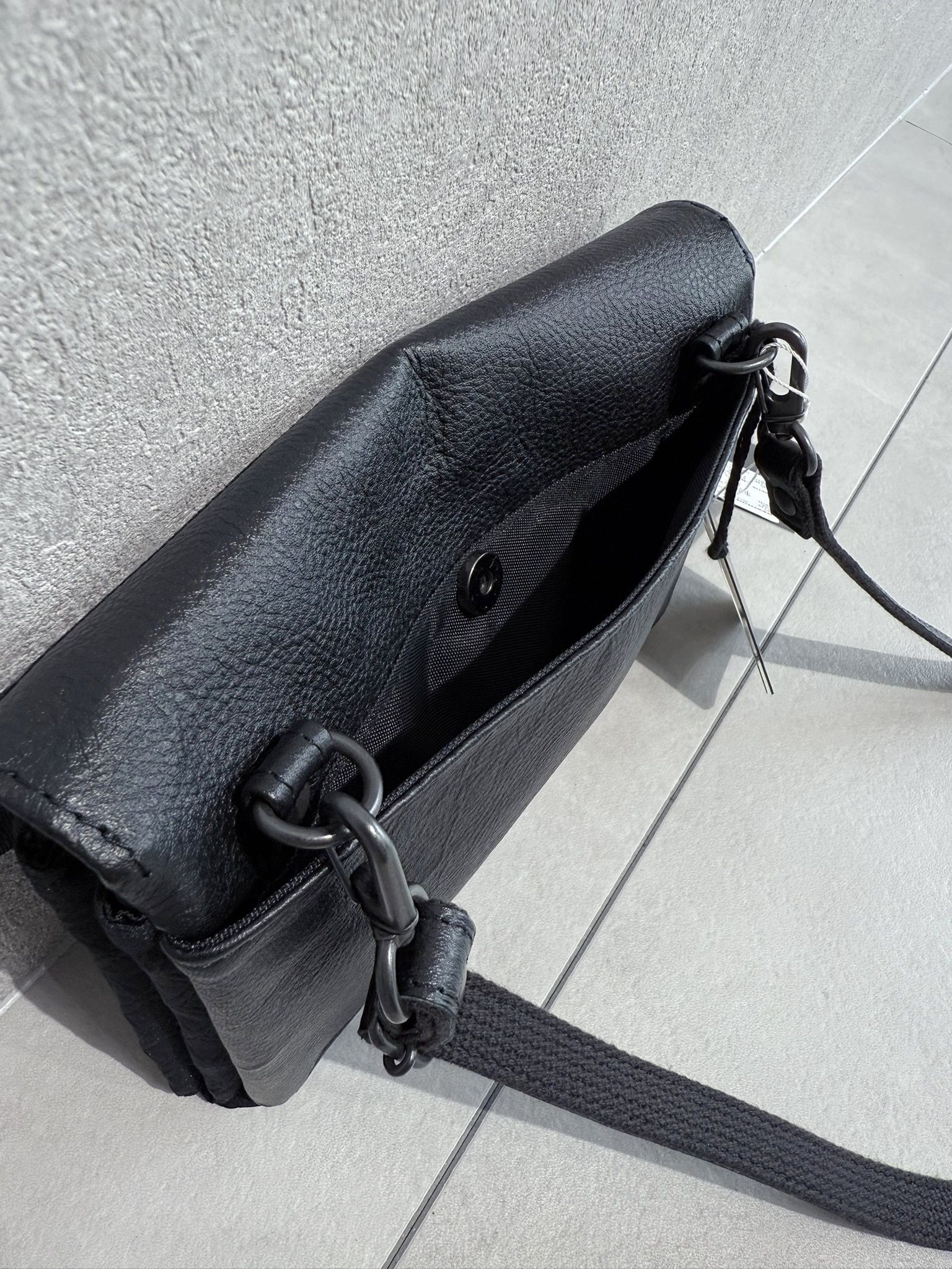 DECADE CLUTCH WALLET SHOULDER BAG / RC37-BAG-001RD / クラッチウォレットショルダーバッグ / ブラック