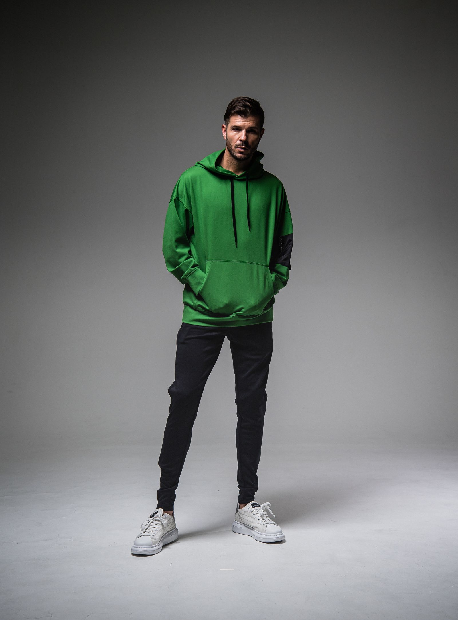 MILITARY POCKET LOOSE HOODIE / RC25-C-005 / ミリタリーポケットパーカー / グリーン