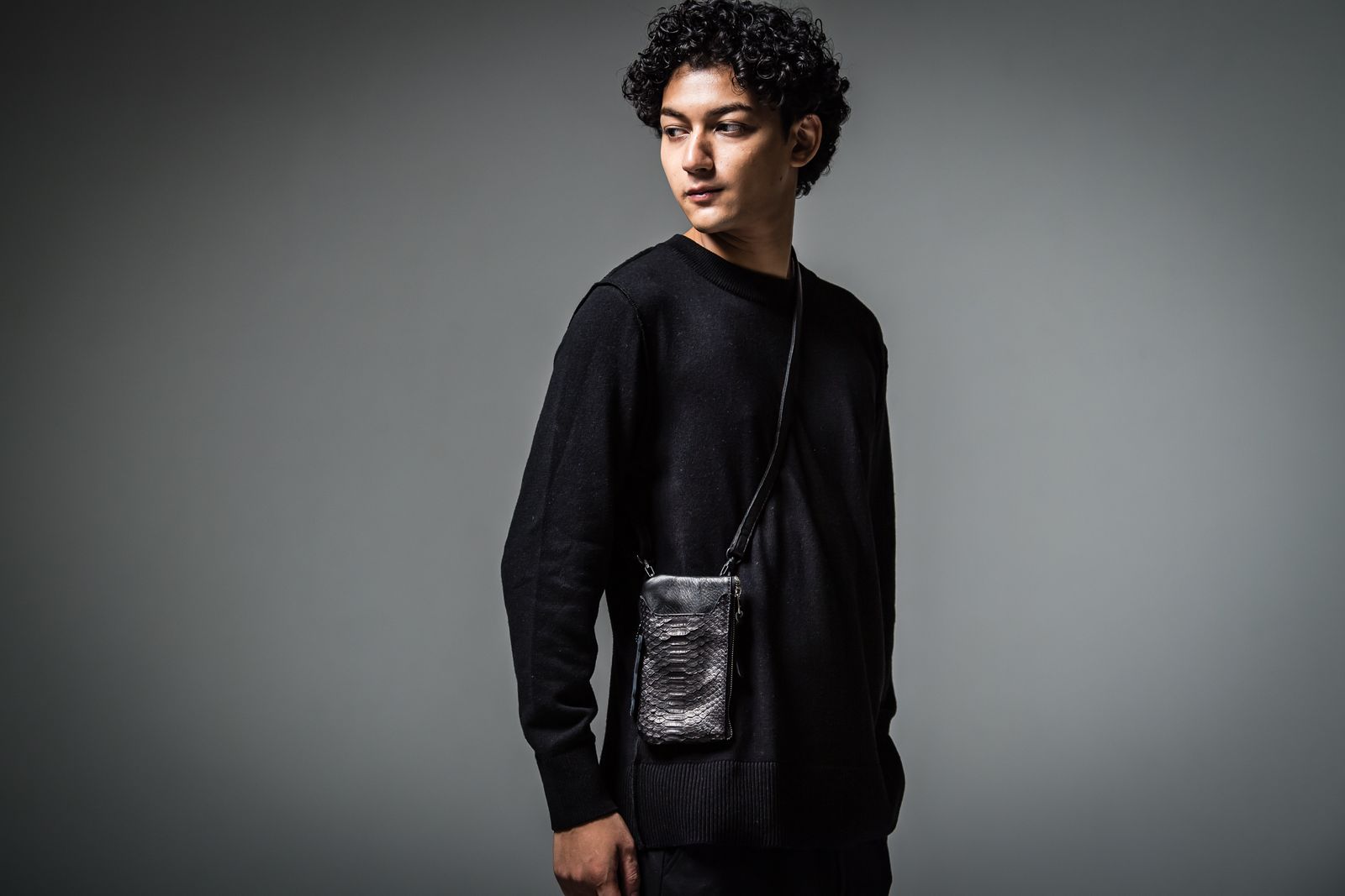 DECADE COLLABO WALLET PHONE BAG / RC30-BAG-005RD / ウォレットスマホショルダーバッグ / ブラック