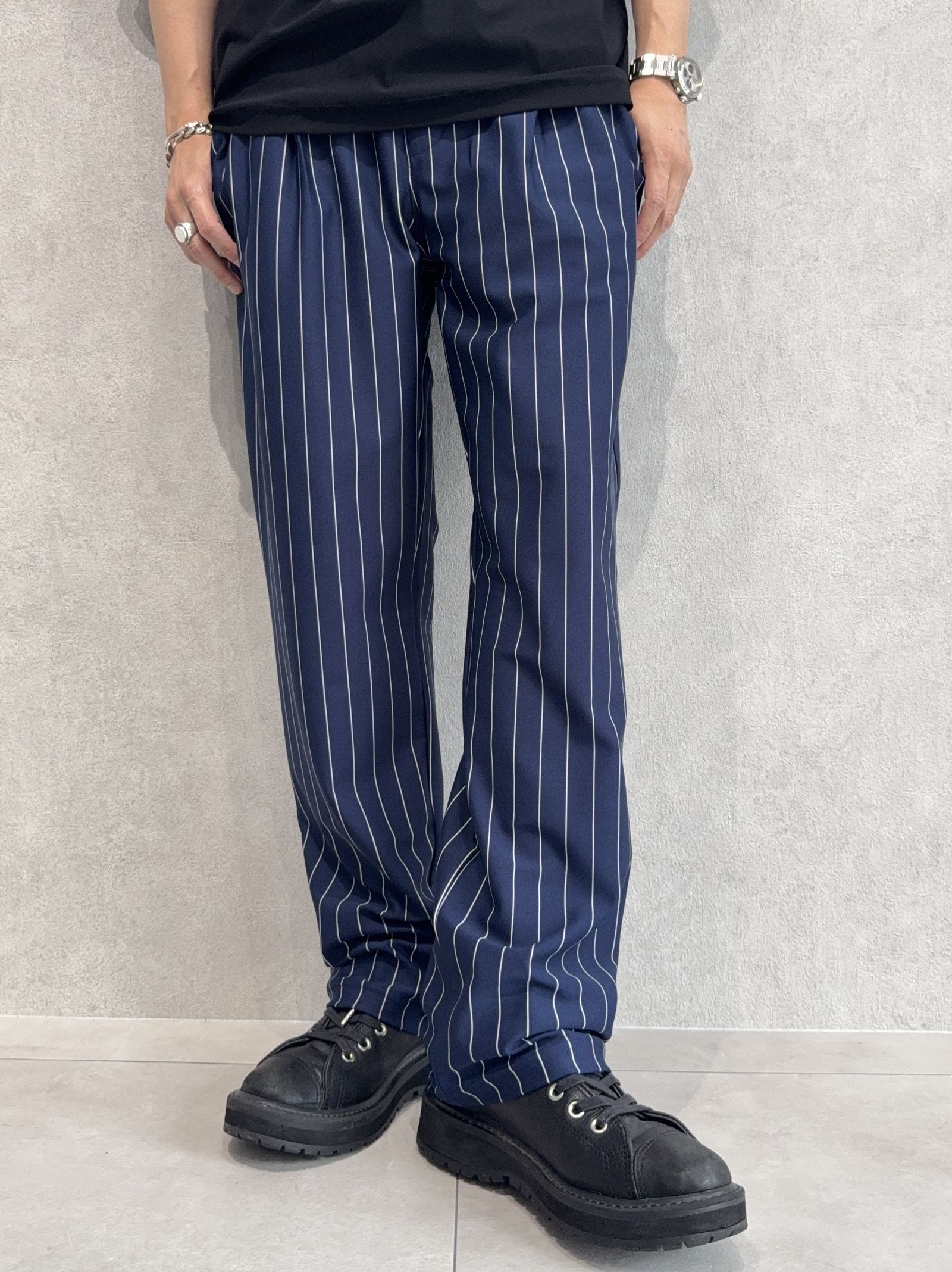 CHRIS EASY WIDE TUCK PANTS / RC35-ST-016WT / ワイドタックパンツ / ネイビーストライプ