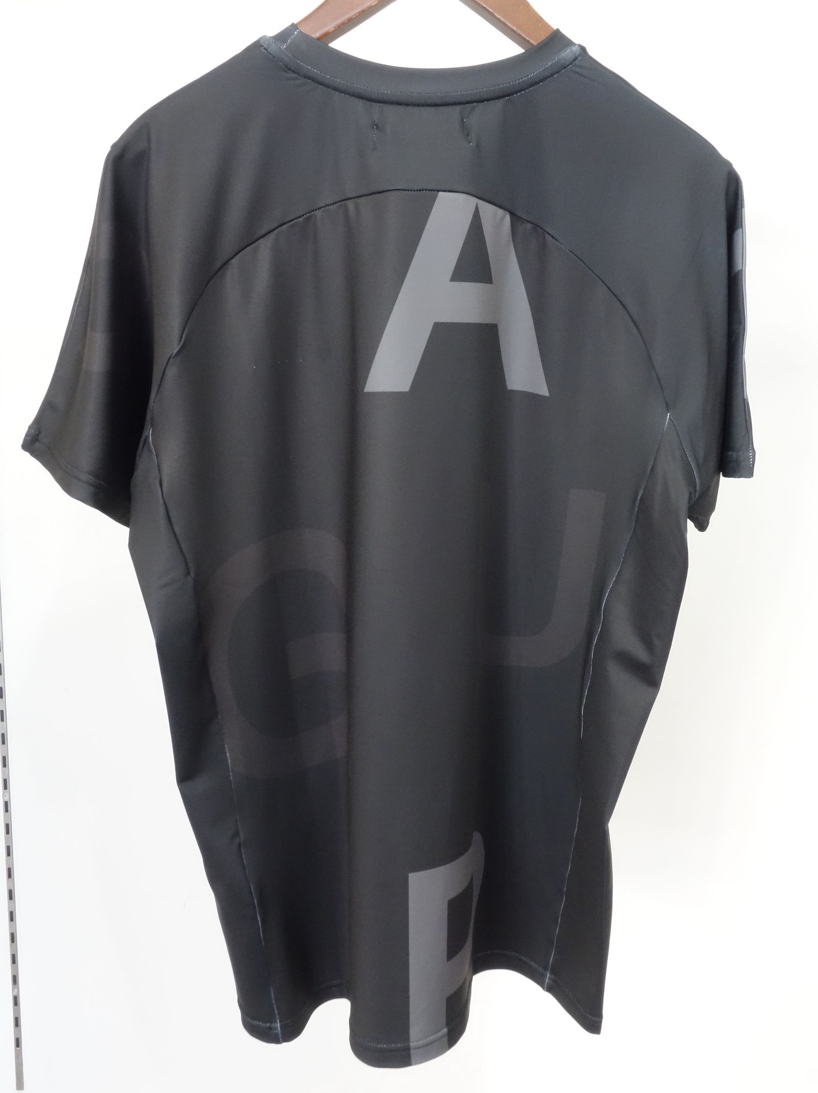 ランダムロゴラッシュガード半袖Tシャツ / ust-21012