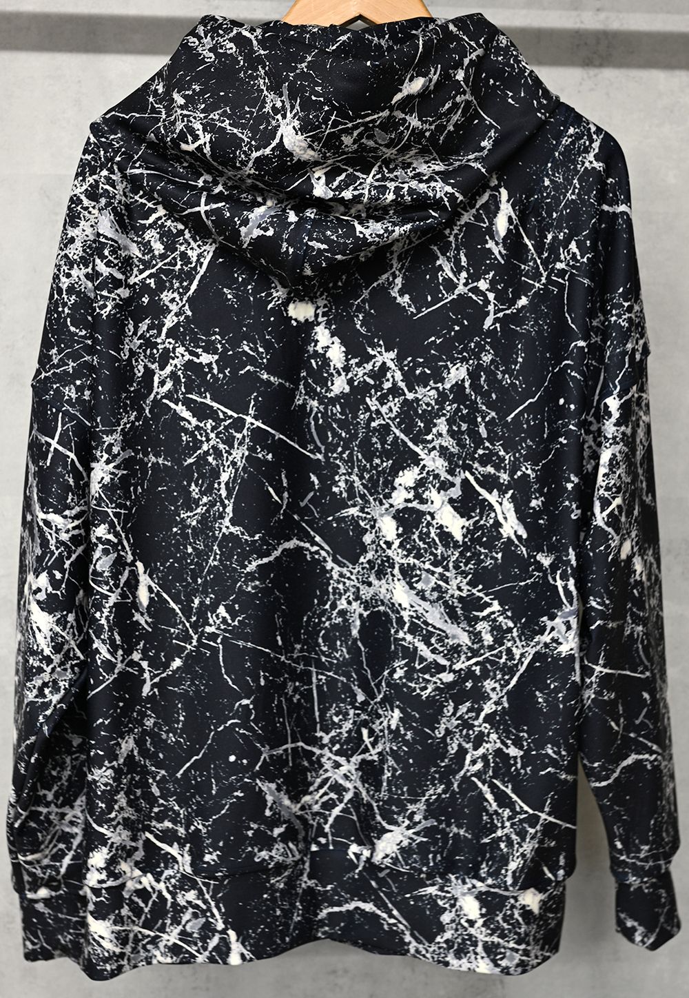 PAINT LOOSE HOODIE / RC34-C-008 / ペイント柄ルーズパーカー / ブラック