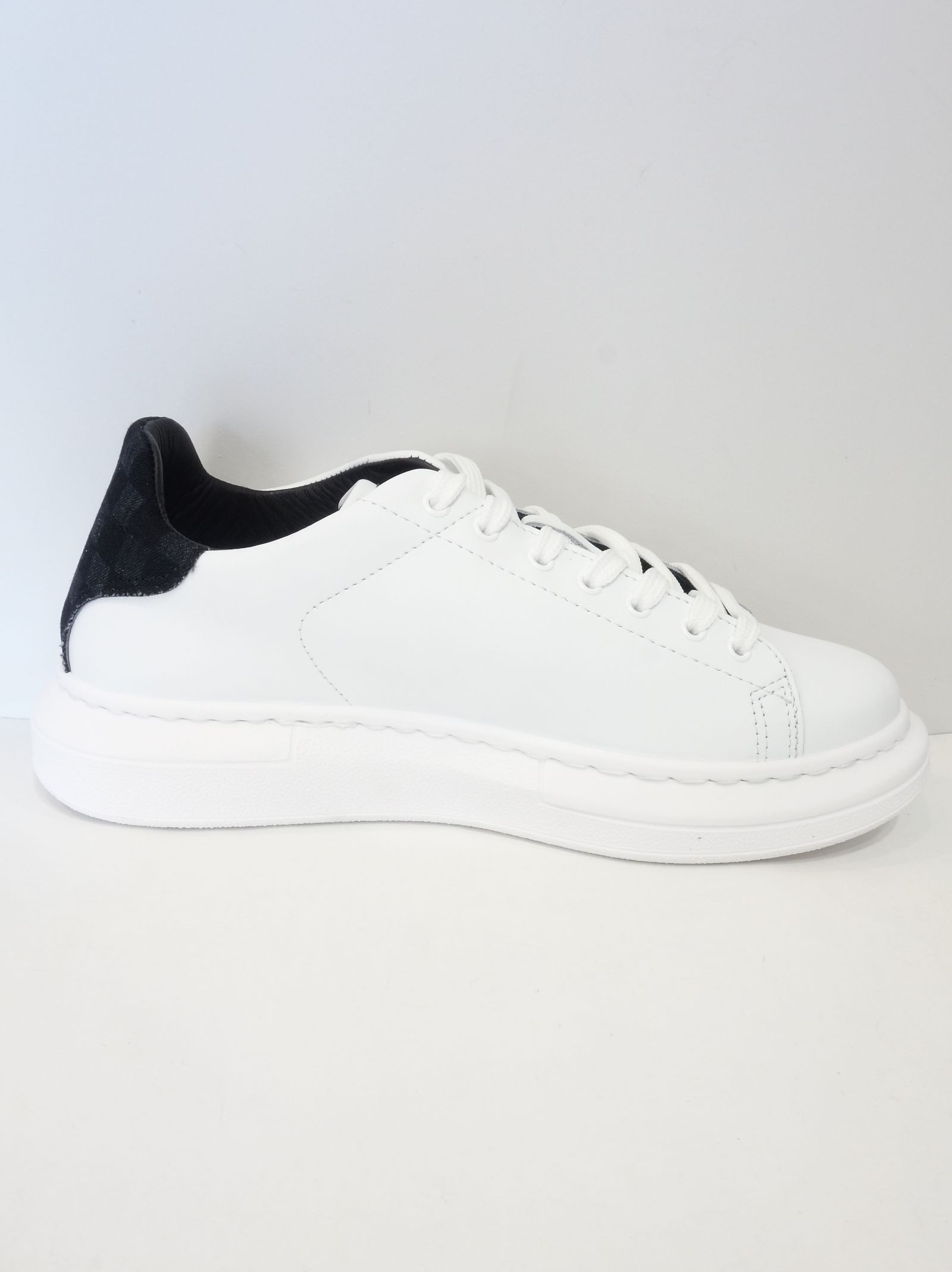 RESOUND×2STAR D SNEAKER / RC18-S-001 / スニーカー