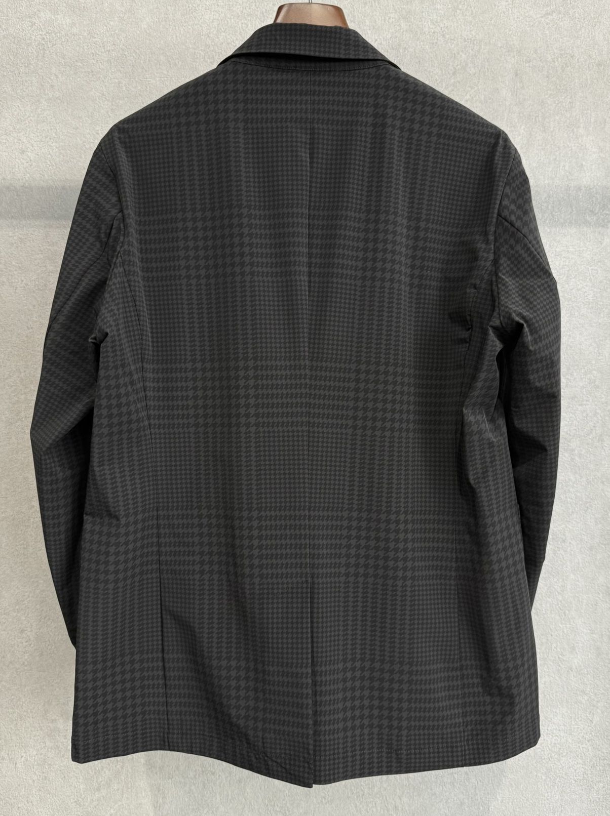 ストレッチナイロンセットアップ / uso-26062,usb-26062 / チャコール×ブラック(グレンチェック)