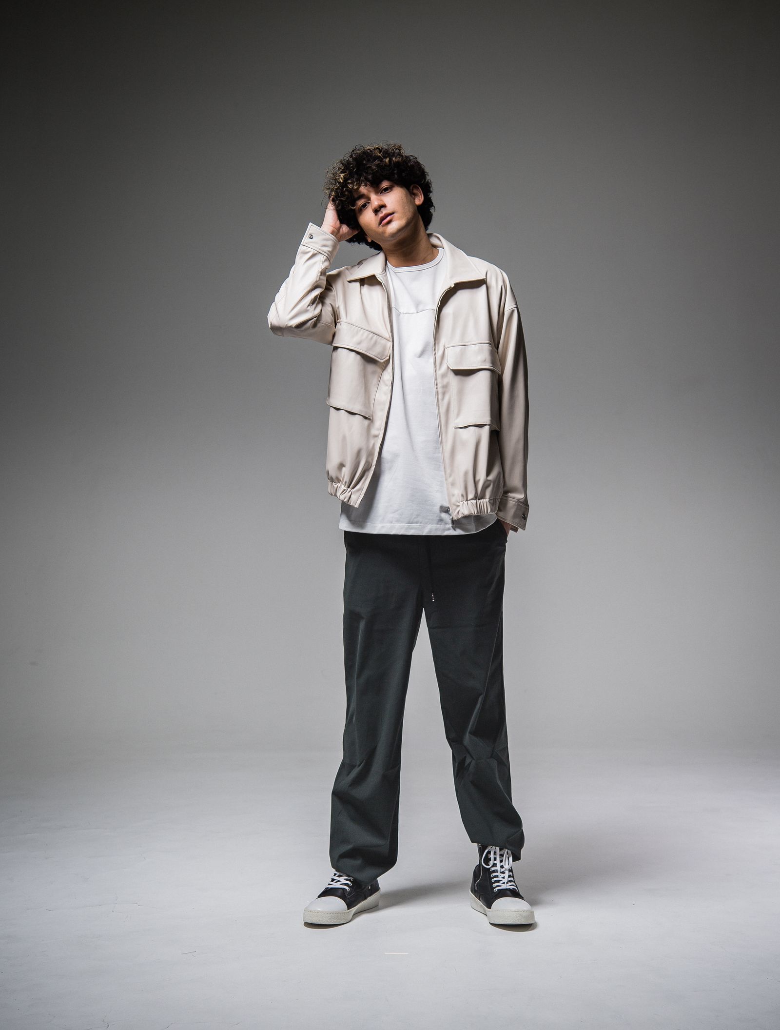 CHRIS EASY WIDE PANTS / RC25-ST-016W / ナイロンワイドパンツ / カーキ