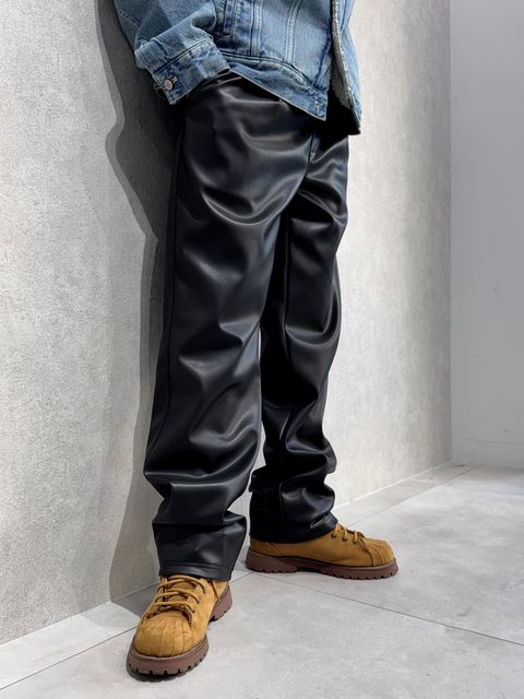 カルバンクライン新作×RESOUND別注レザーワイドパンツ