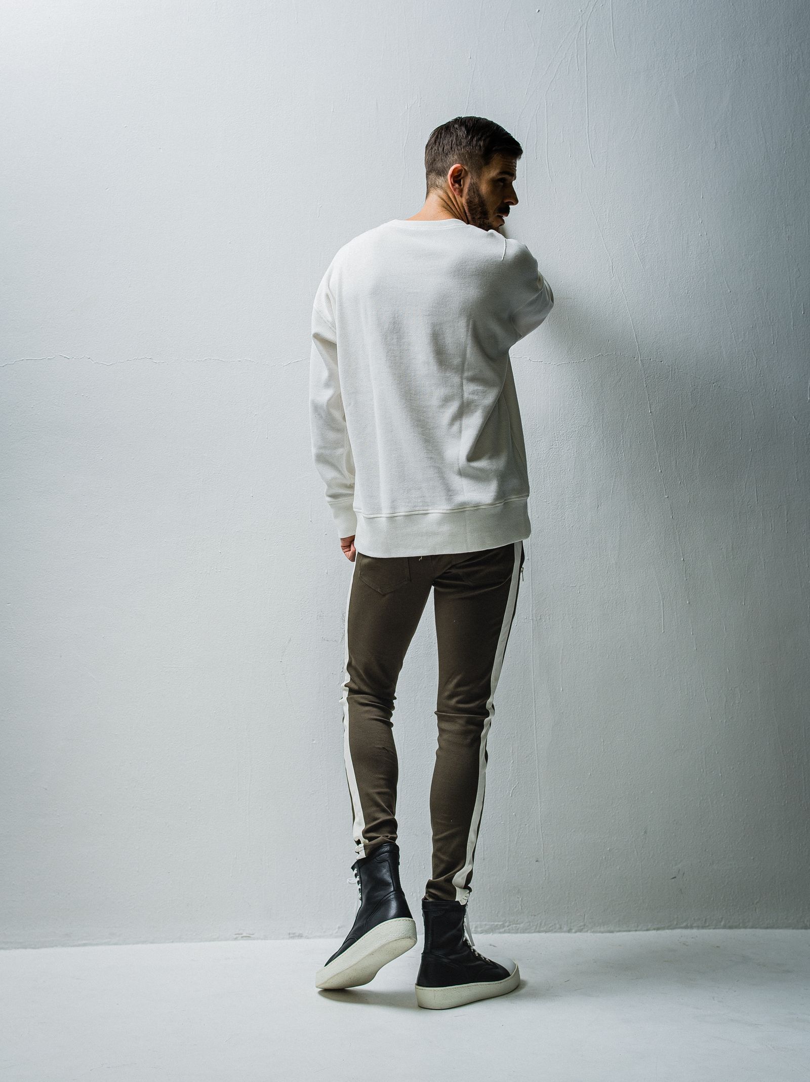 WAFFLE THERMAL LOOSE TRAINER / RC27-C-002 / サーマルトレーナー / ホワイト
