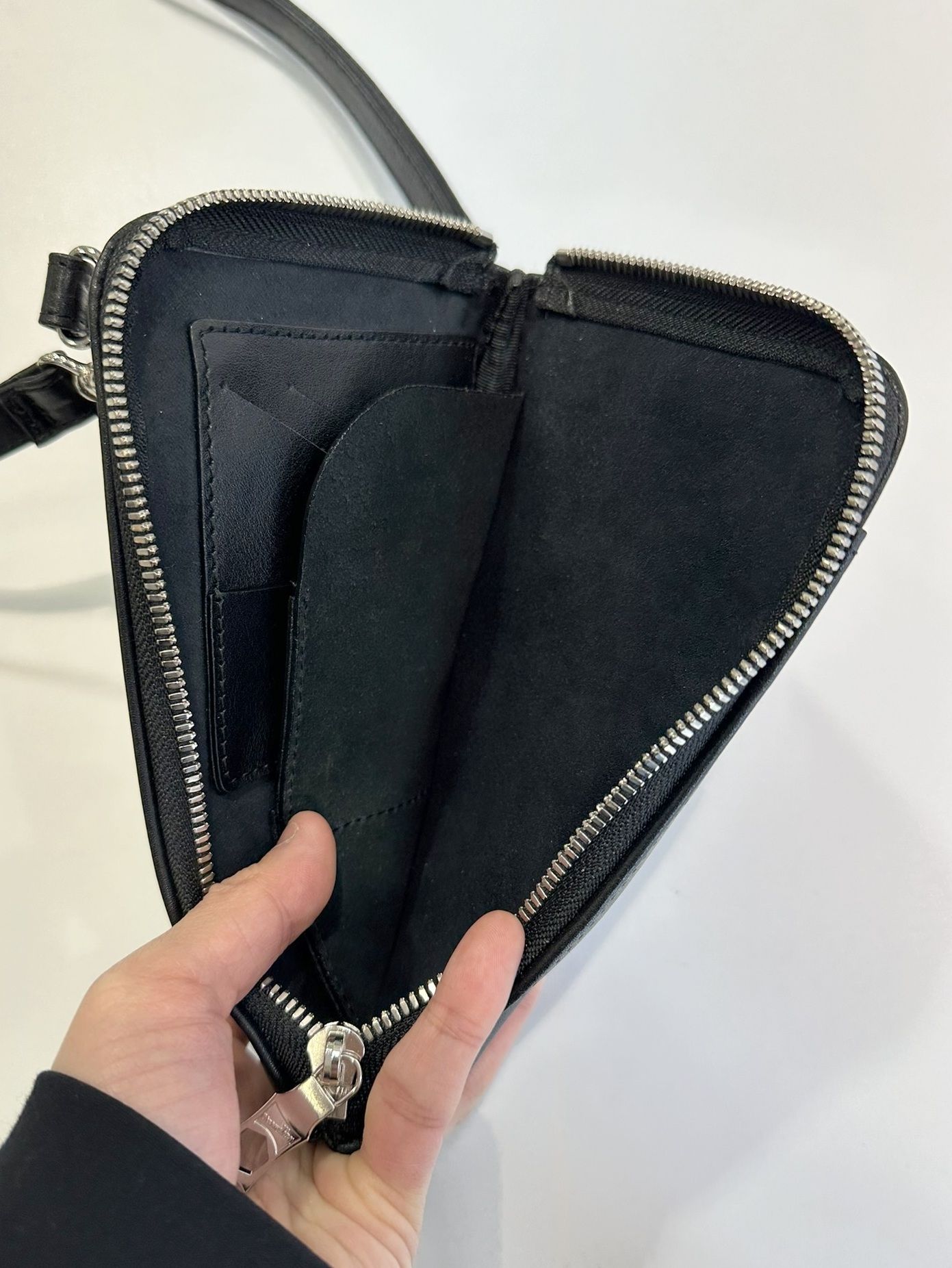vermilion×RESOUND MOBILE POUCH / RC31-BAG-001RV / ウォレットショルダーバッグ / ブラック
