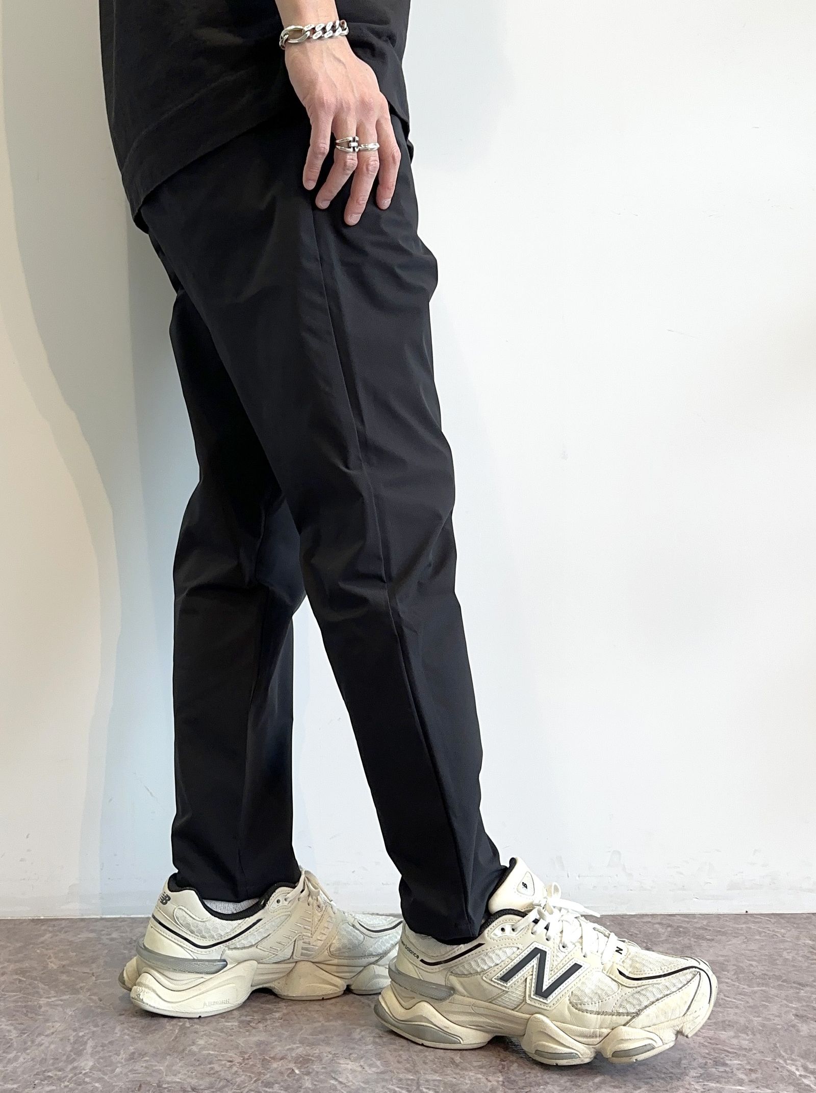 PAT WIDE EASY PANTS / RC31-ST-036 / ベルト付きテーパードワイドパンツ / ナイロンブラック