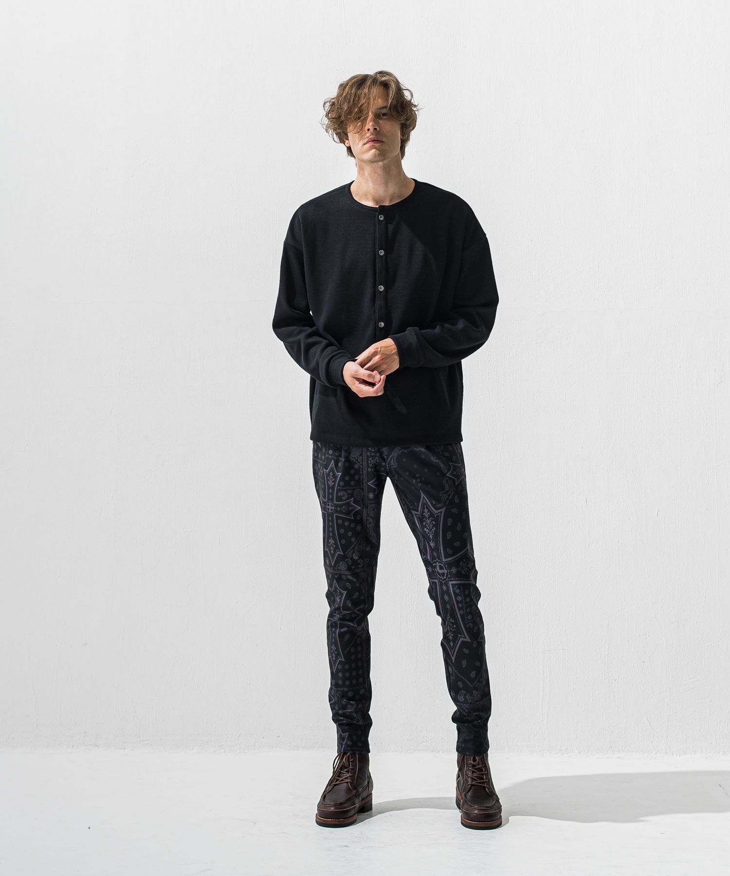 OVER HENRY VELOURS FLEECE THERMAL / RC42-C-004 / 裏起毛オーバーサイズヘンリーネックサーマル / ブラック (10月下旬入荷予定)