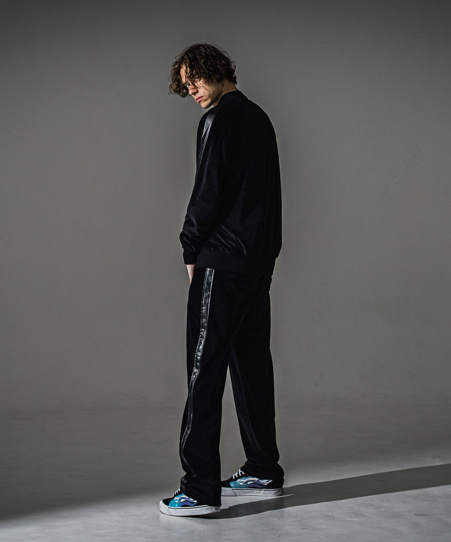 VELOUR SEMIWIDE TUCK PT / RC41-ST-044 / ベロアセミワイドタックパンツ / ブラック (9月中旬入荷予定)