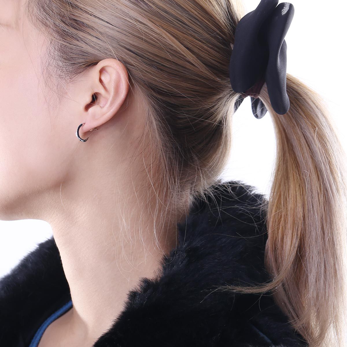 エッジングフープピアス / VLE040W-D / ダイヤモンド