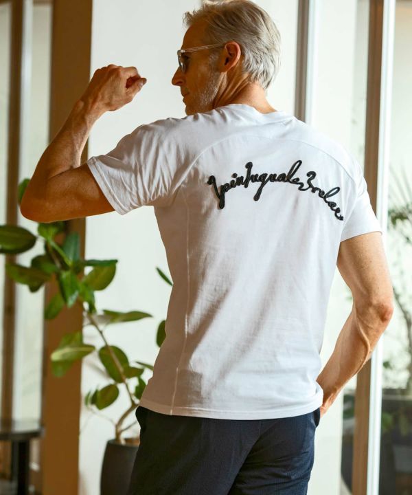 コード刺繍バックロゴ半袖Tシャツ / ust-23010 / ホワイト