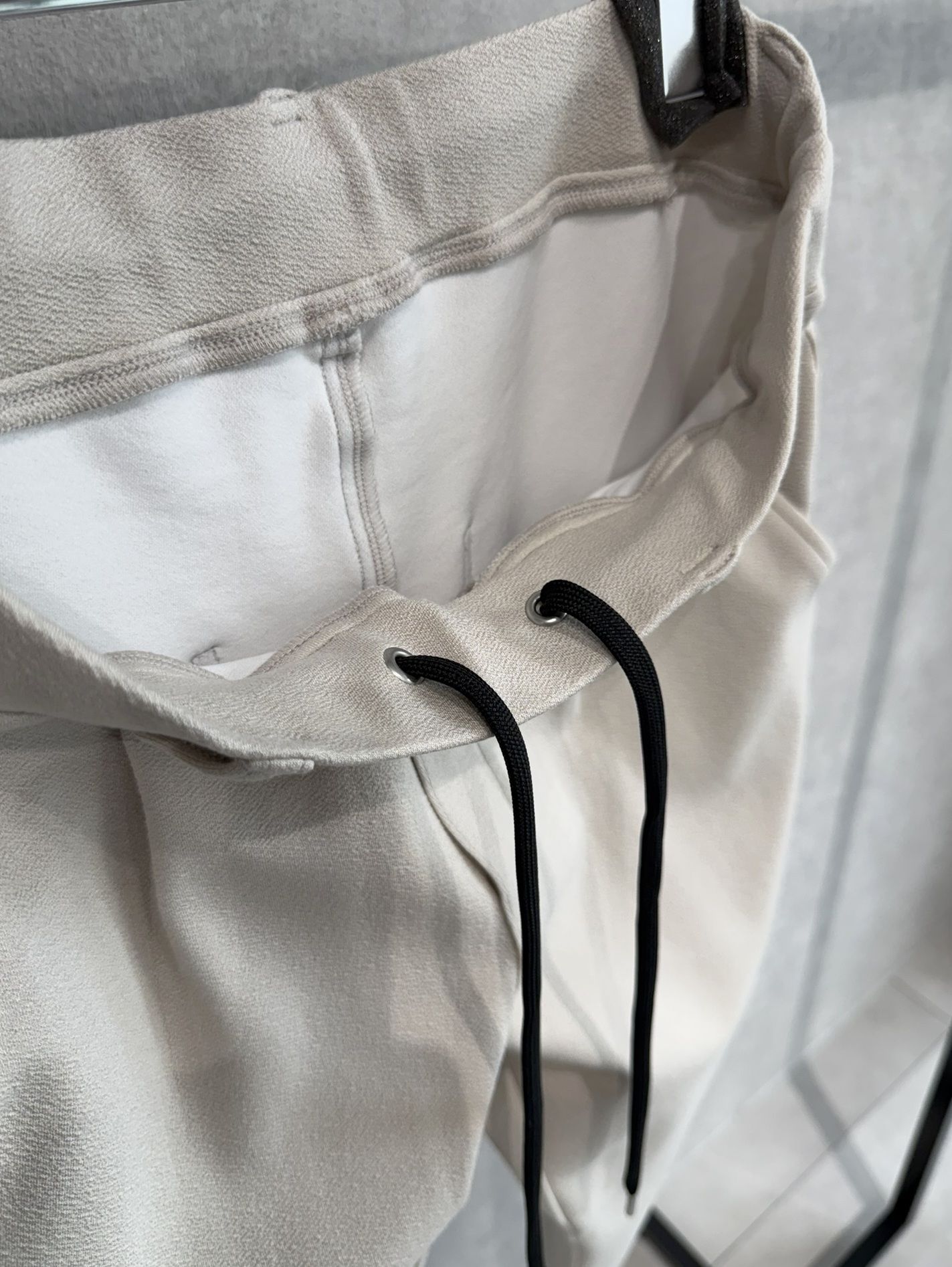CHRIS EASY BLISTER TUCK PANTS / RC41-ST-016T / イージータックパンツ / ブリスターベージュ