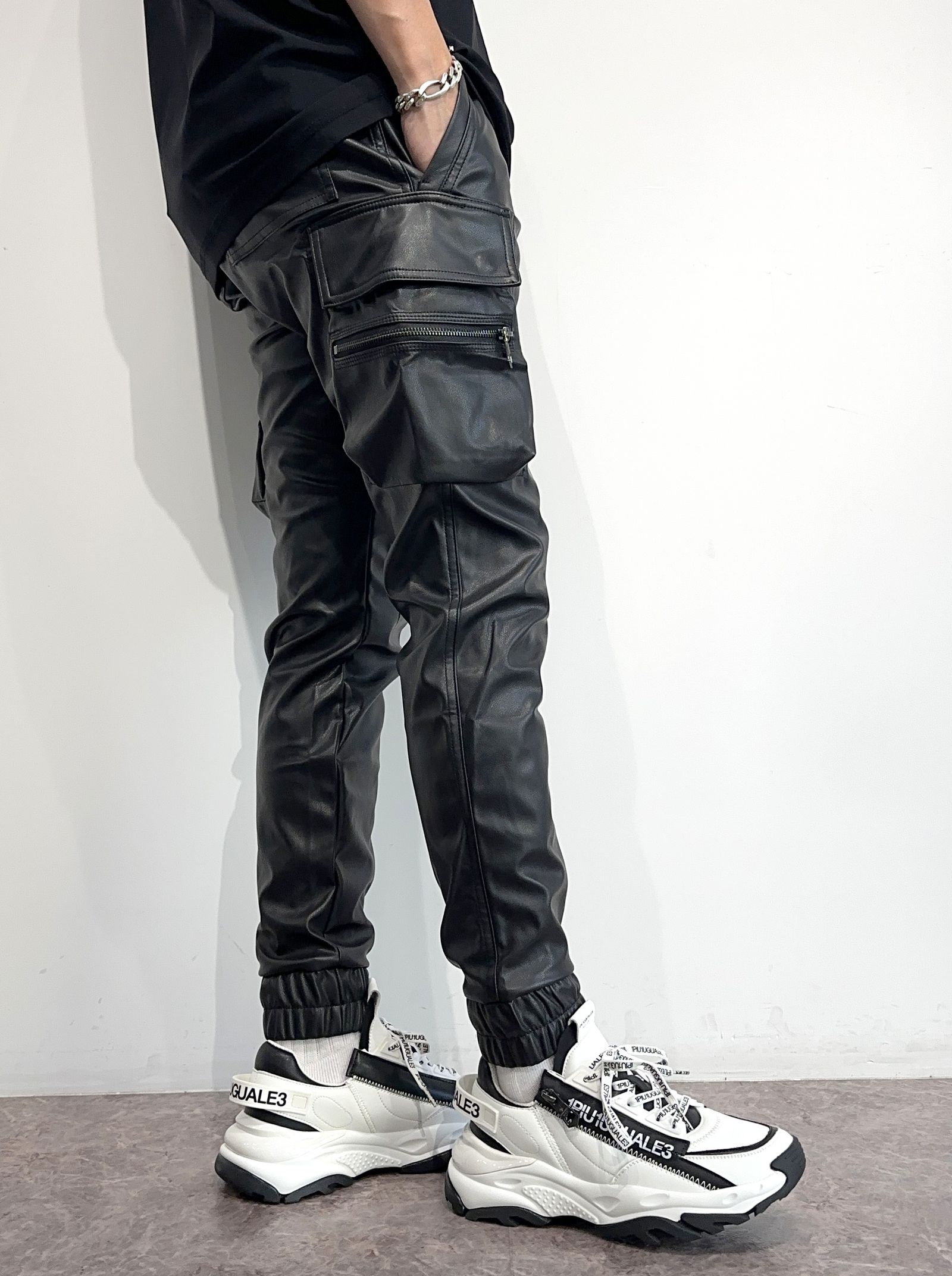 1PIU1UGUALE3 RELAX/スリムカーゴパンツ 1PIU1UGUALE3 RELAX - NEW CARGO PANTS / ドローコード カーゴ