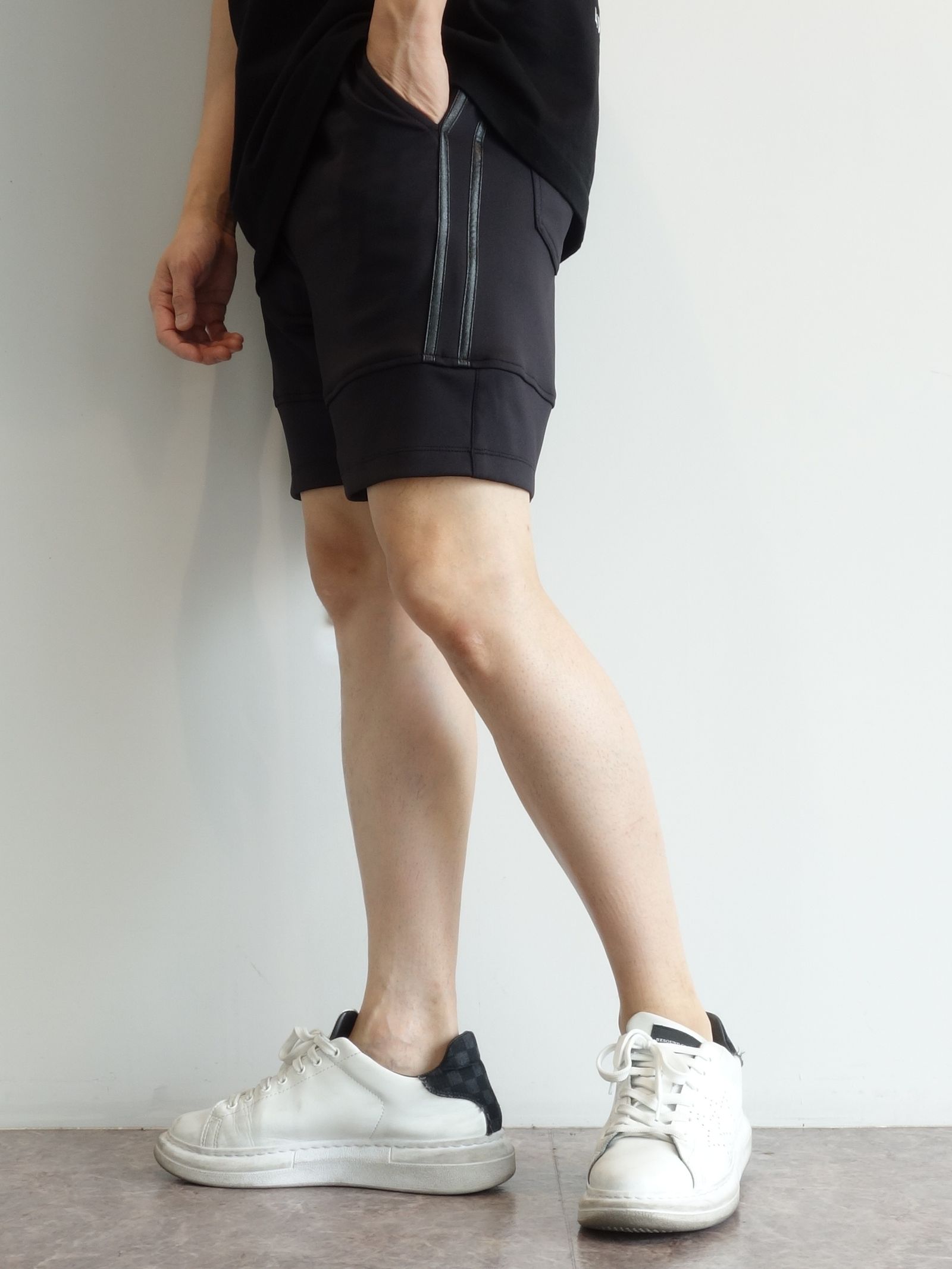 TYLER LINE SHORTS / RC28-HP-001 / 斜めラインハーフパンツ / ブラック