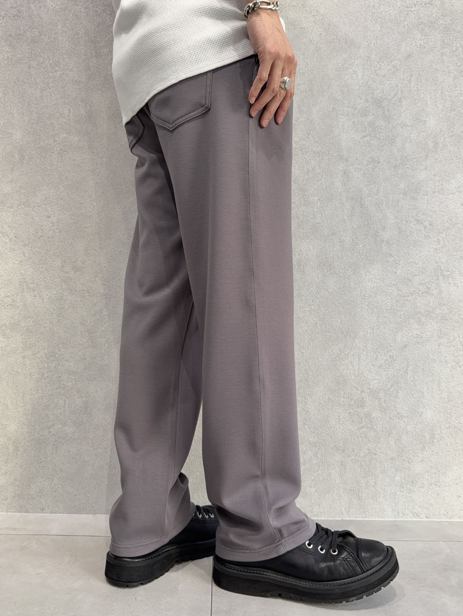 SEMI WIDE TUCK PANTS / RC40-ST-016WT / セミワイドタックパンツ / ダンボールチャコール