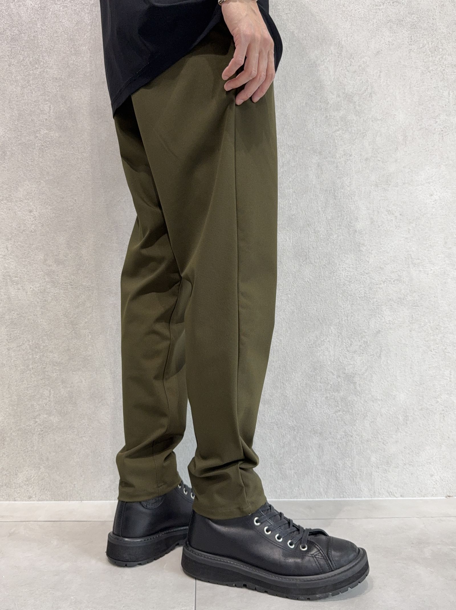 PAT WIDE EASY PANTS / RC37-ST-036BN / ワイドテーパードパンツ / オックス カーキ