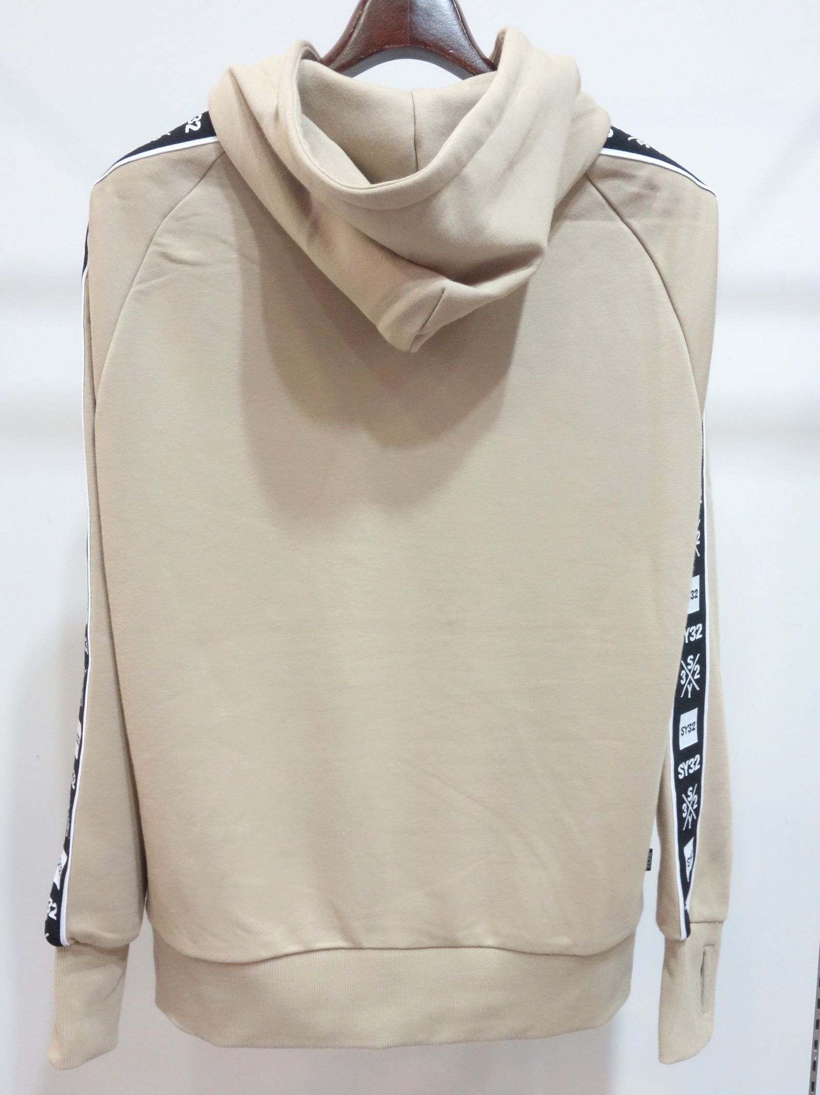 LINE TAPE P/O HOODIE / TNS1747 / プルオーバーラインパーカー
