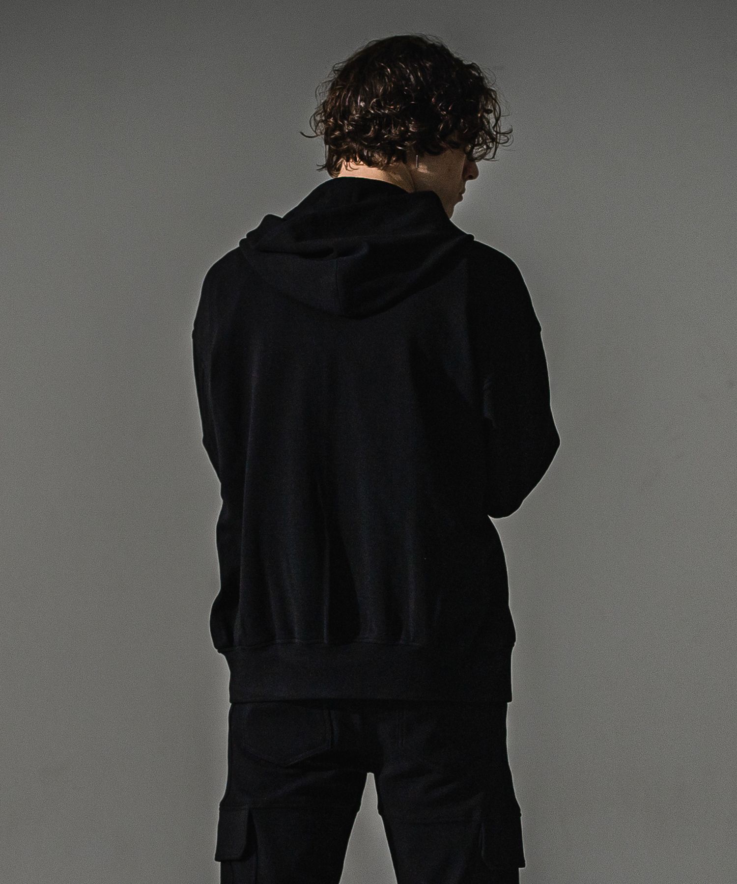 BLISTER VARSITY HOODIE / RC41-C-006 / ライトブリスターニットパーカースタジャン / ブラック (8月下旬入荷予定)
