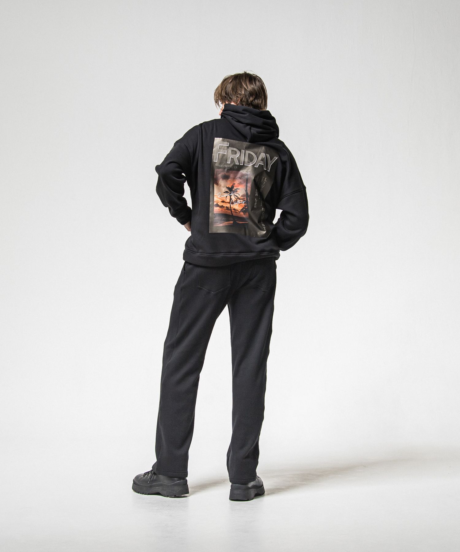 【FRIDAYコラボ】 FRIDAY OLD COVER VELOURS FLEECE TRAINER / RCF1-C-001 / 裏起毛FRIDAYオールドカバートレーナー / ブラック (11月上旬入荷予定)