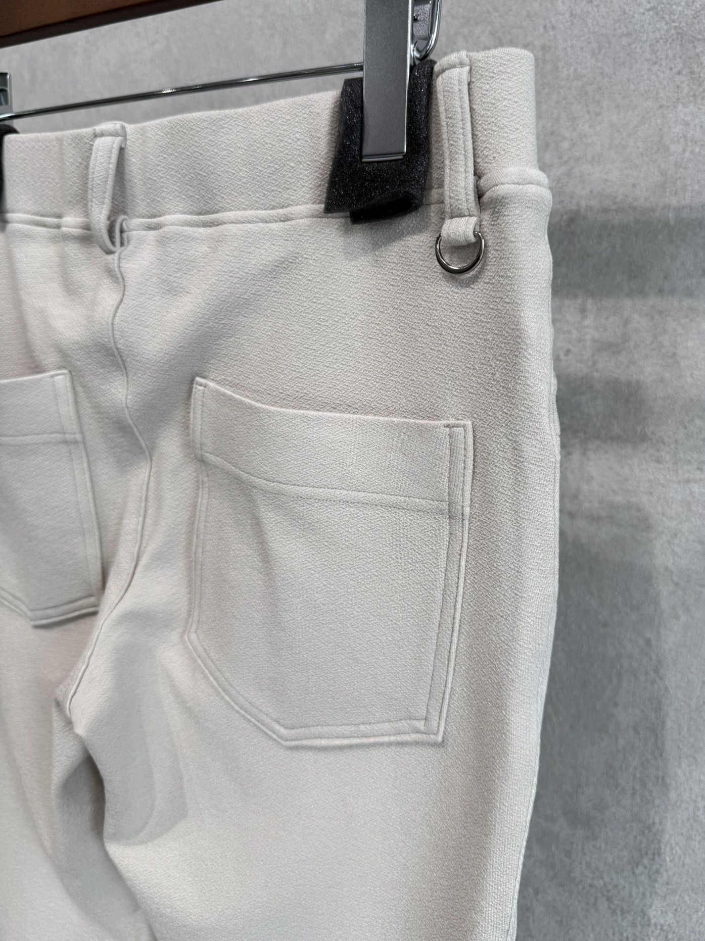 CHRIS EASY BLISTER TUCK PANTS / RC41-ST-016T / イージータックパンツ / ブリスターベージュ