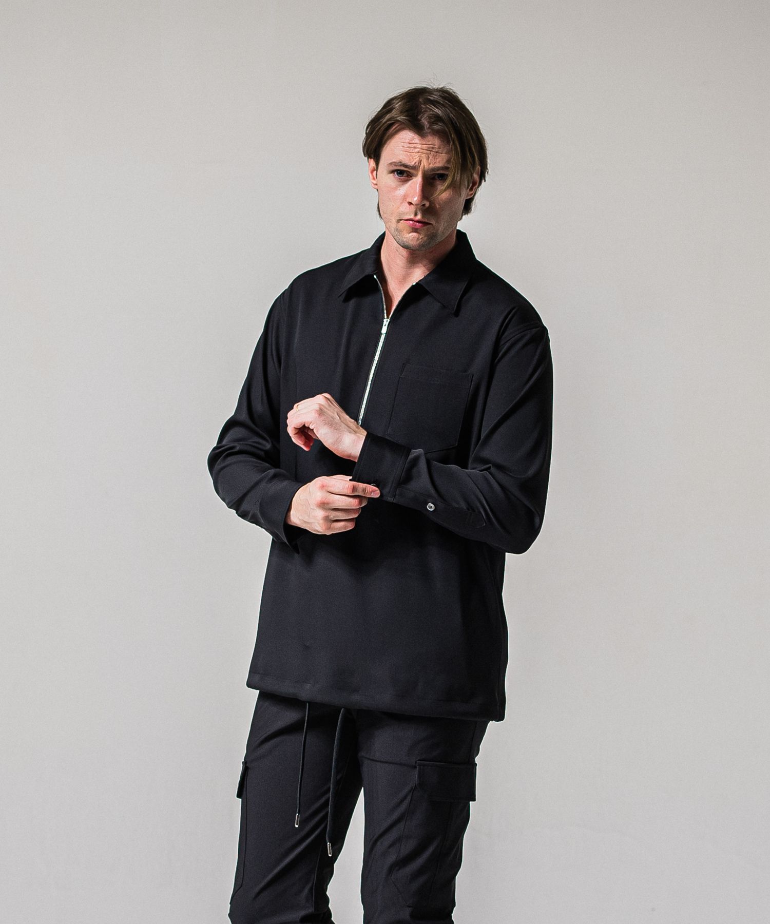 PULLOVER SATIN SHIRT / RC39-SH-002 / ハーフジップサテンシャツ / ブラック (3月上旬入荷予定)