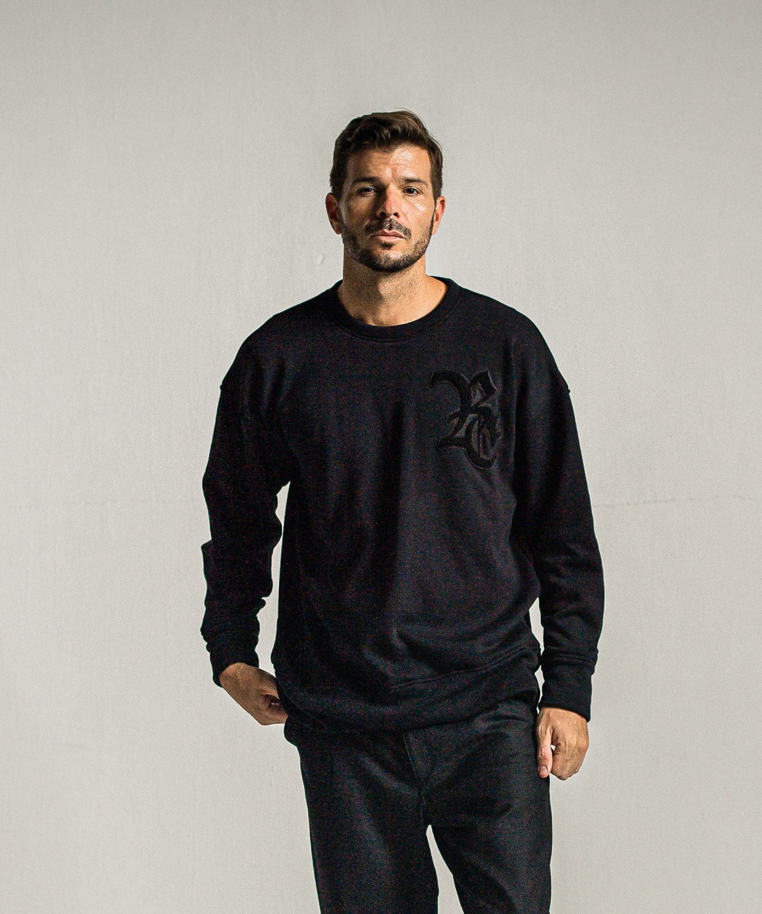 RESOUND CLOTHING - RC CHENILLE VELOURS FLEECE DROP TRAINER