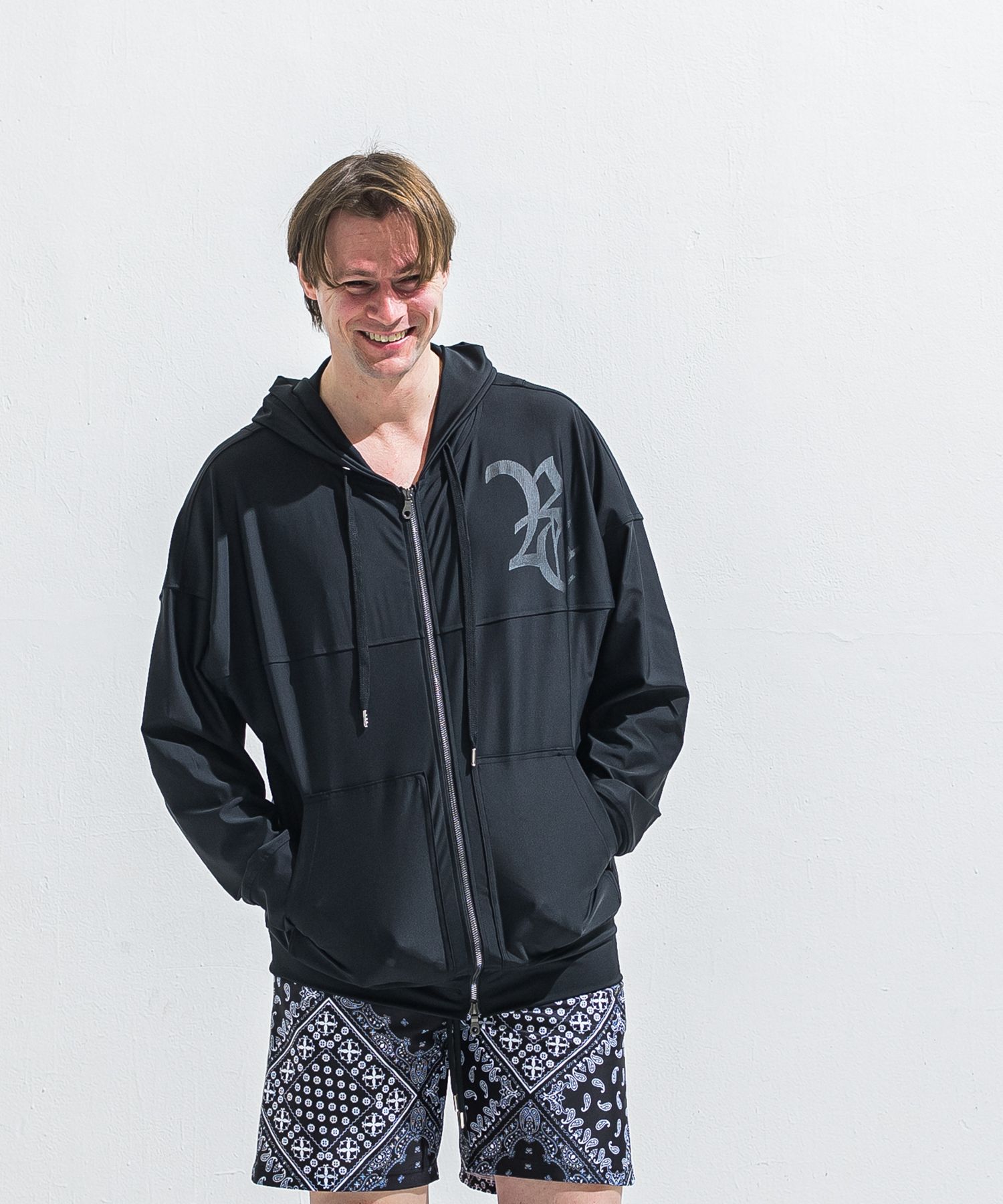 RUSH OVER ZIPUP HOODIE / RC40-C-001 / ラッシュガードパーカー / ブラック (5月下旬入荷予定)