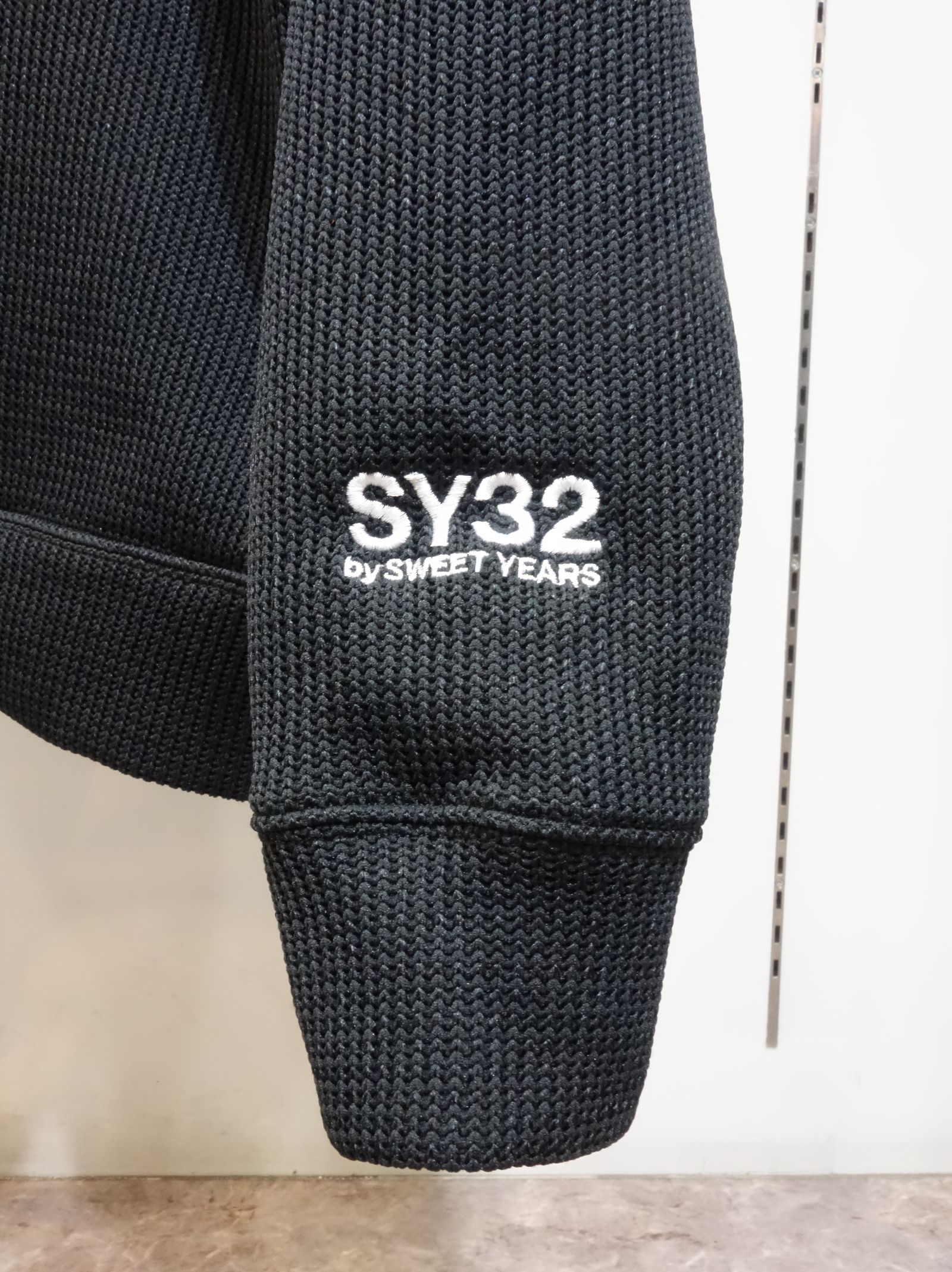 SY32 by SWEET YEARS - QUARTER FACE HOODIE / 11005 / オーバーサイズ 