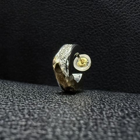スティックラインフープスタッドピアス / VLE058W