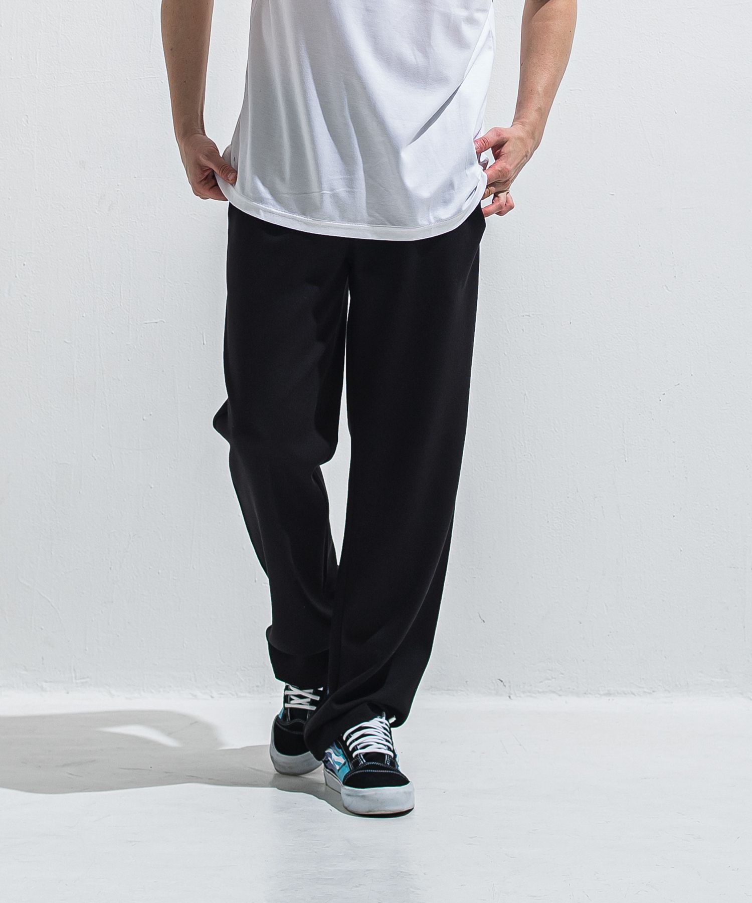 SEMI WIDE TUCK PANTS / RC40-ST-016WT / セミワイドタックパンツ / ダンボールブラック (4月中旬入荷予定)