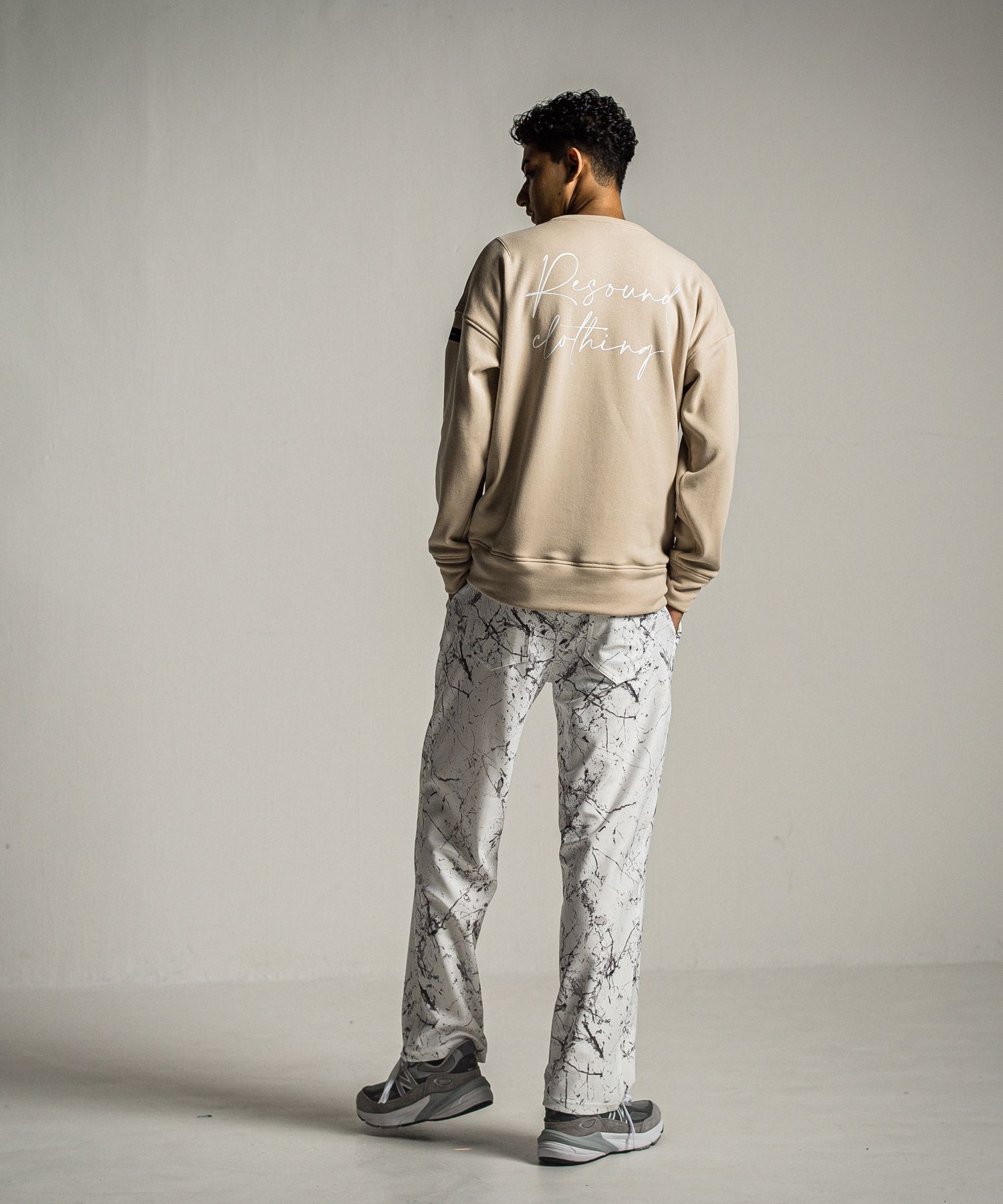 ID VELOURS FLEECE DROP TRAINER / RC34-C-004 / 裏起毛バックロゴトレーナー / ベージュ
