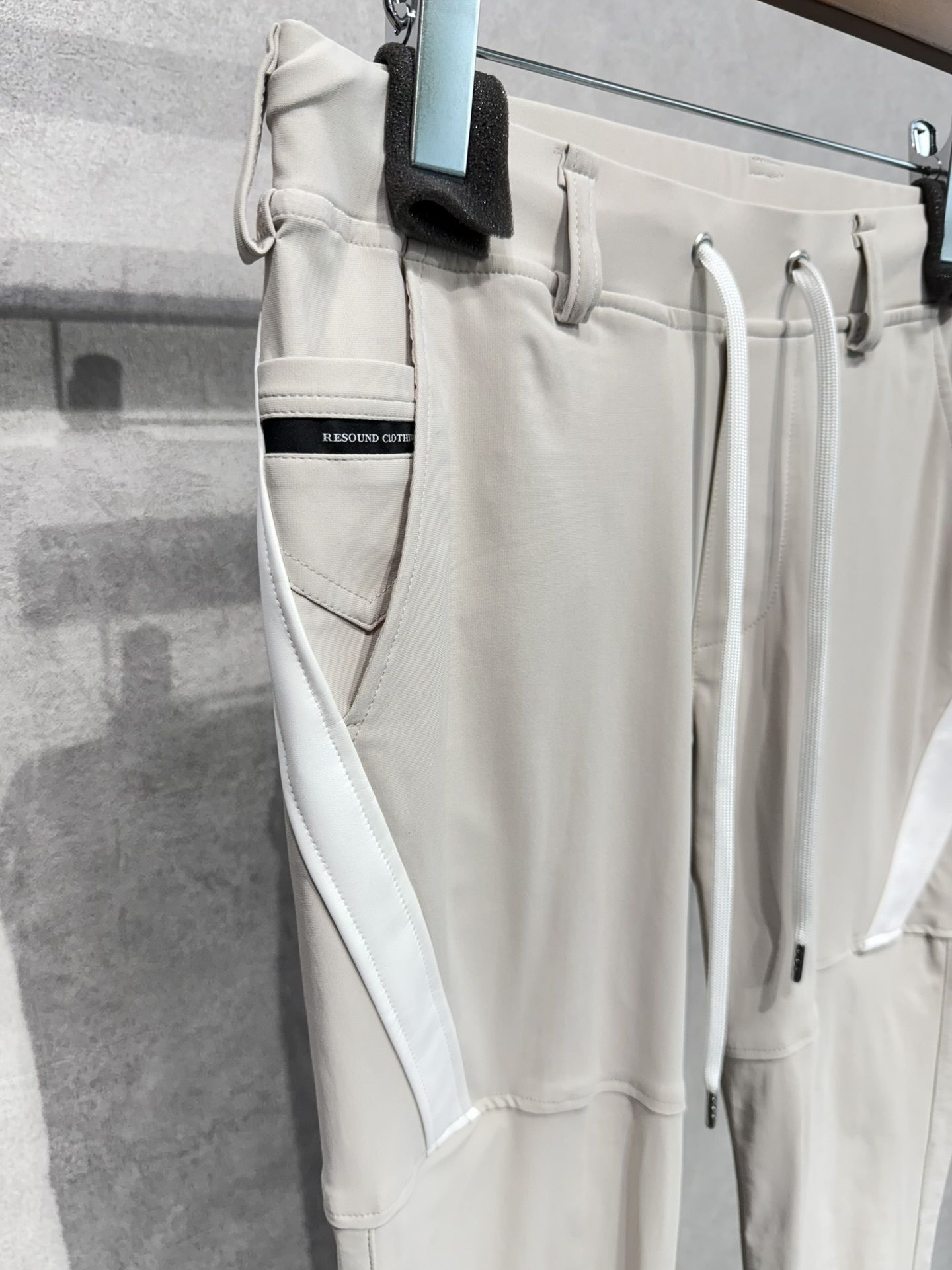 TYLER NYLON PANTS / RC36-ST-026 / レザーラインナイロンパンツ / グレージュ